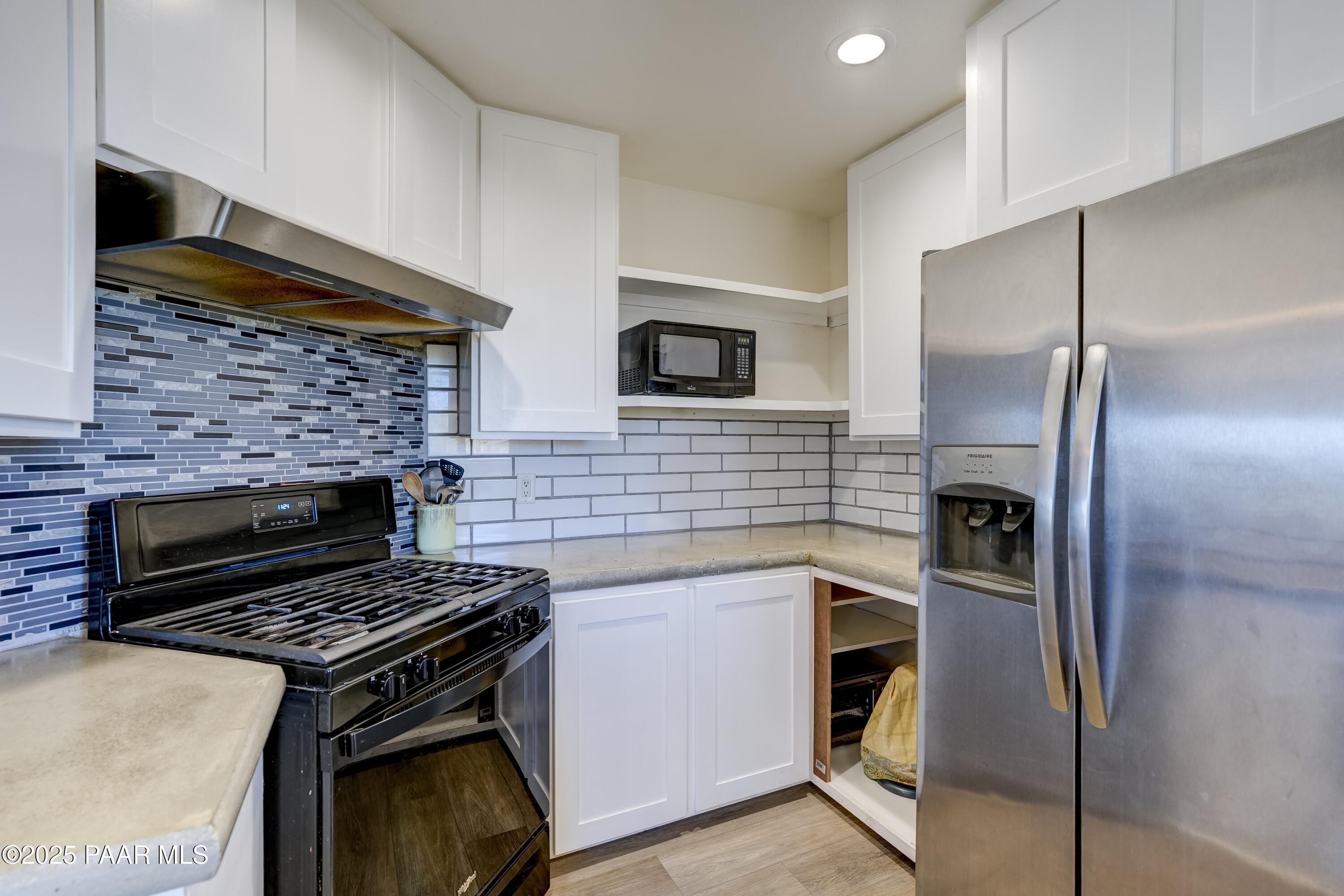 6820 El Dorado Drive