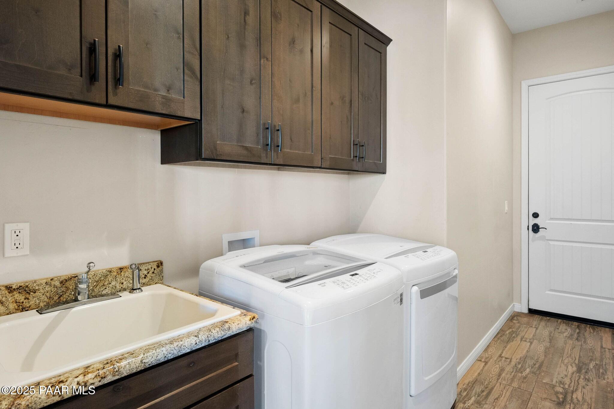 8575 N Buffalo Hill Court