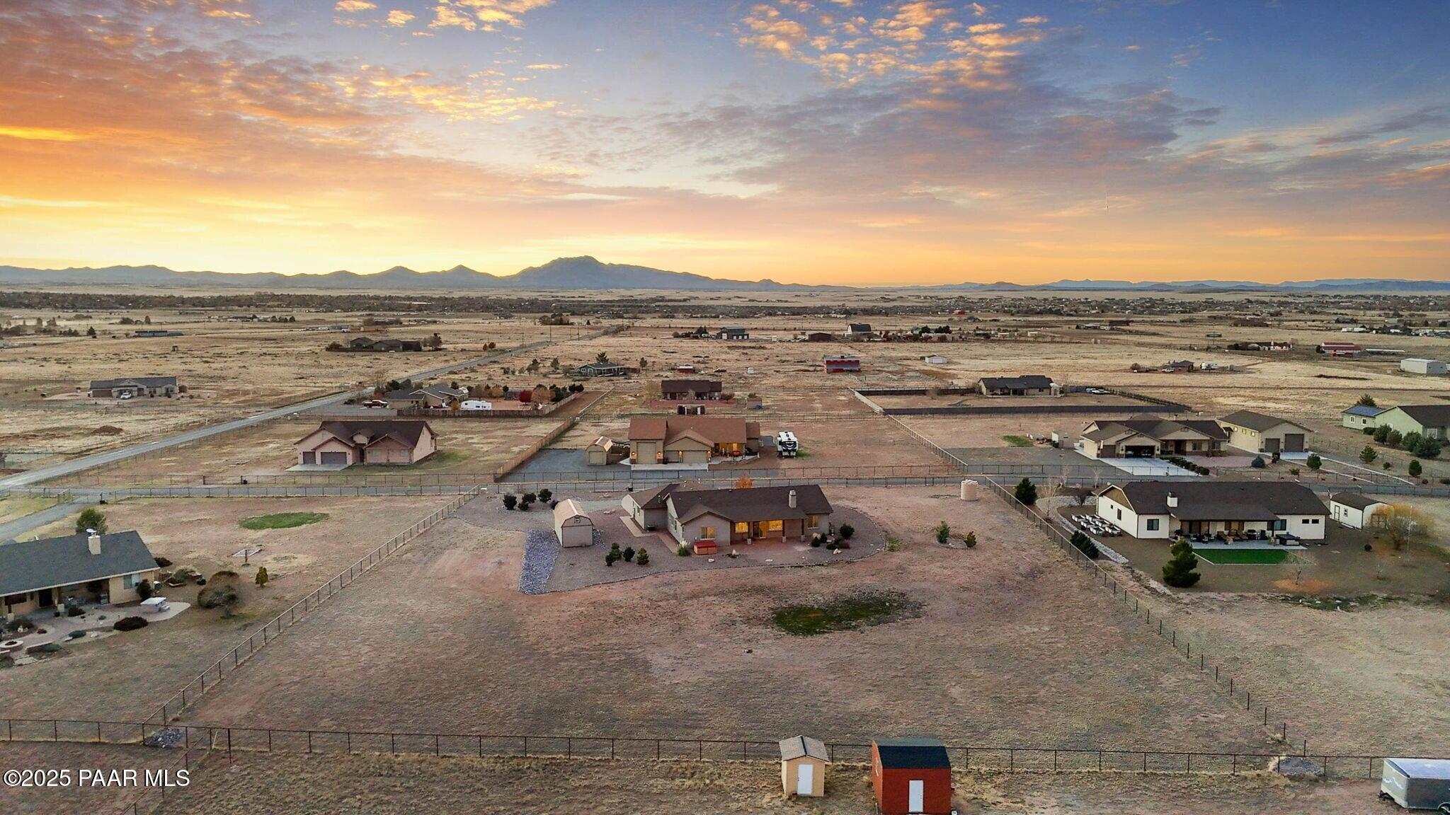 8575 N Buffalo Hill Court