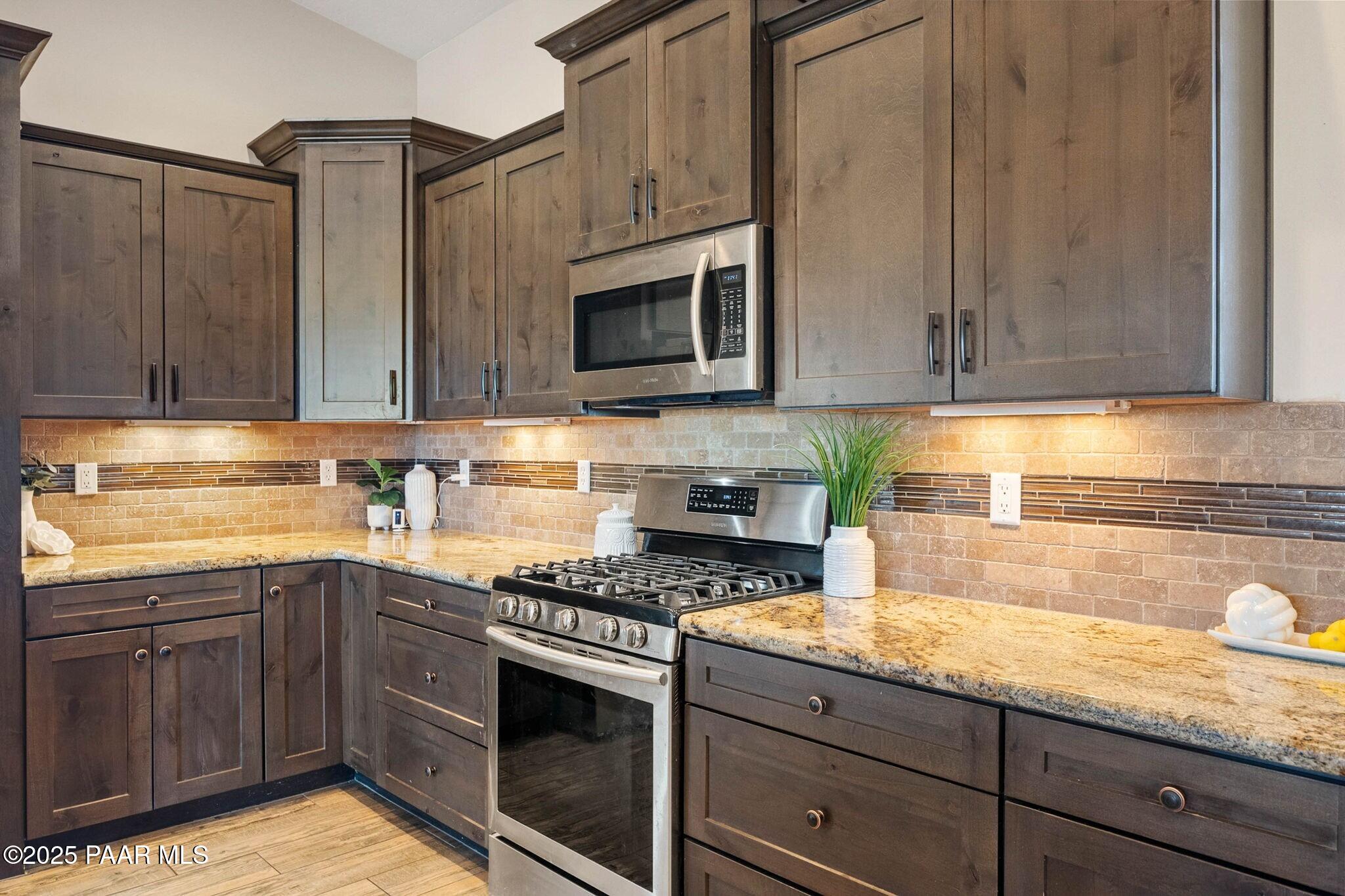 8575 N Buffalo Hill Court