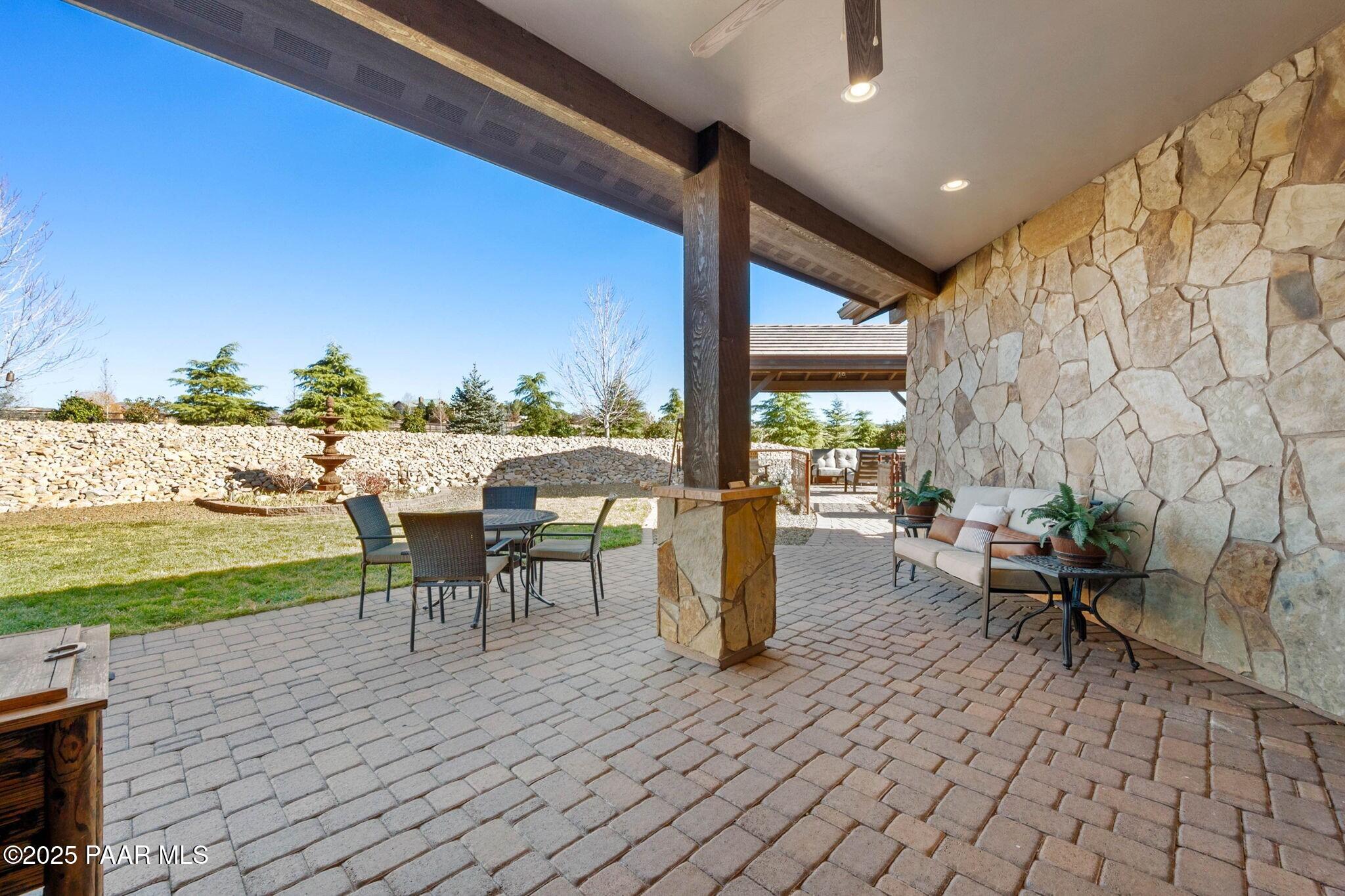 9309 N Callahan Road