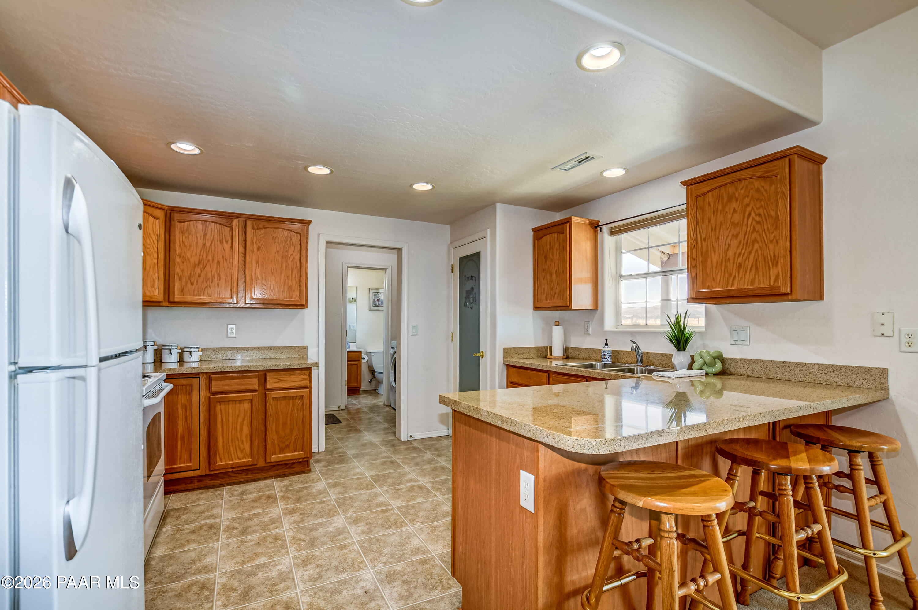 11305 N Retriever Lane