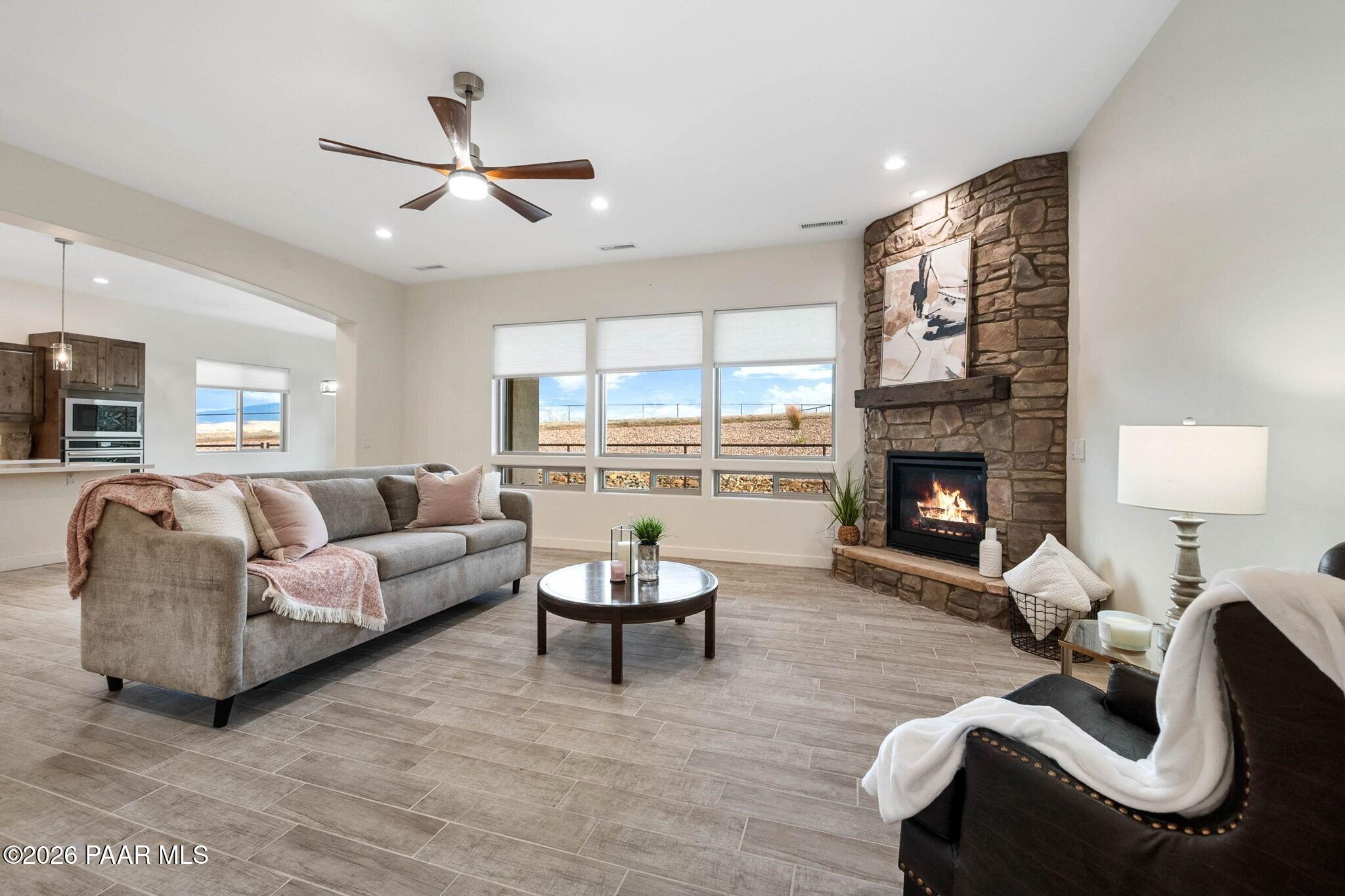 6721 E Territorial Road