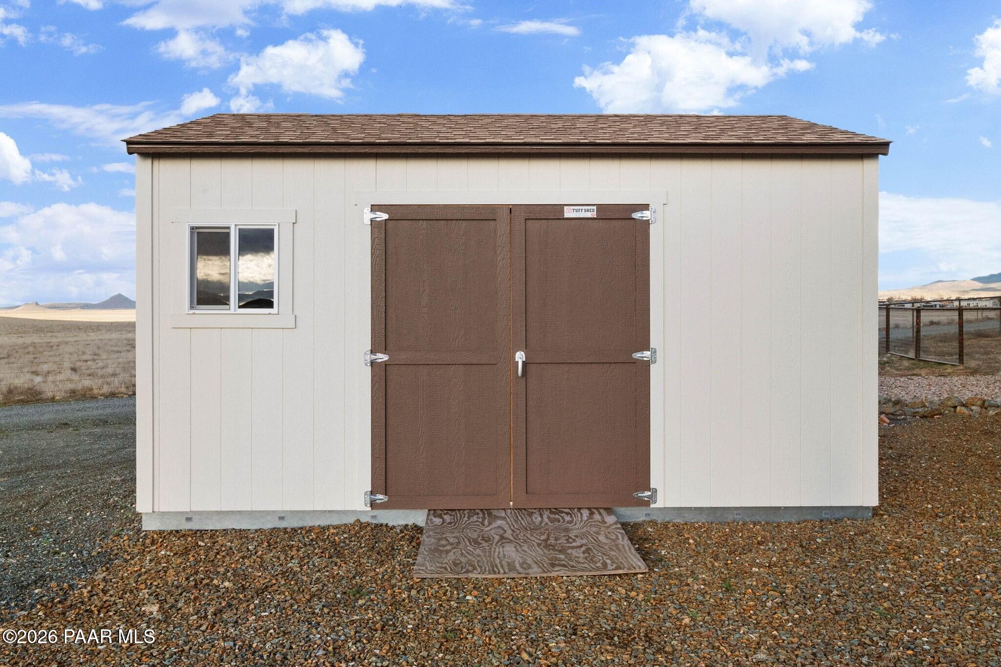 6721 E Territorial Road