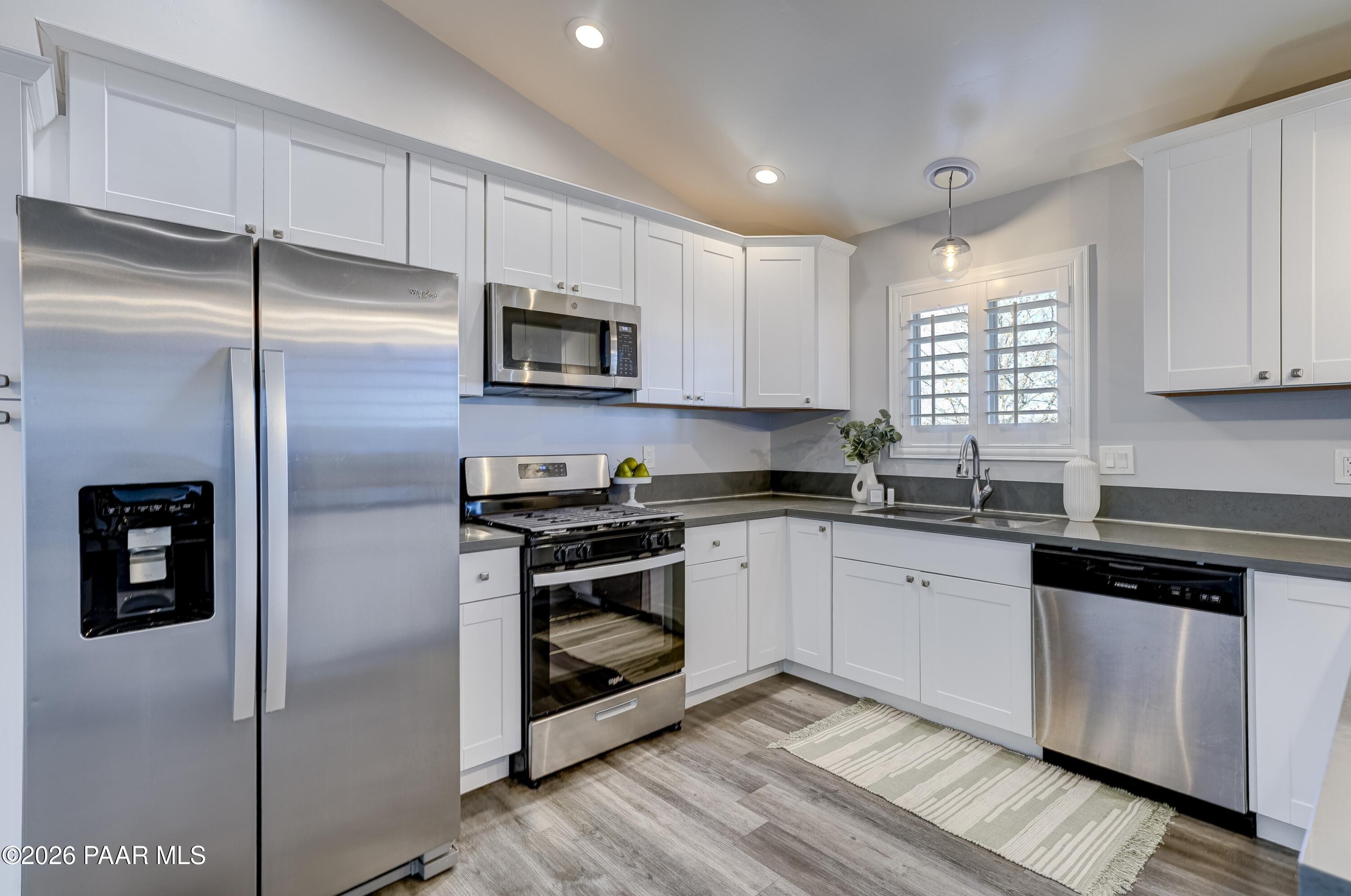 5442 N Long Rifle Road