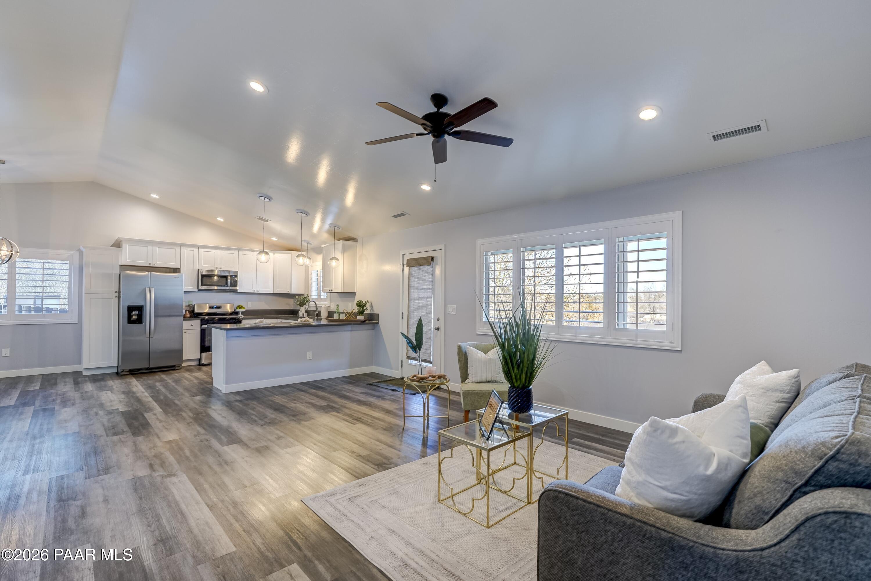 5442 N Long Rifle Road