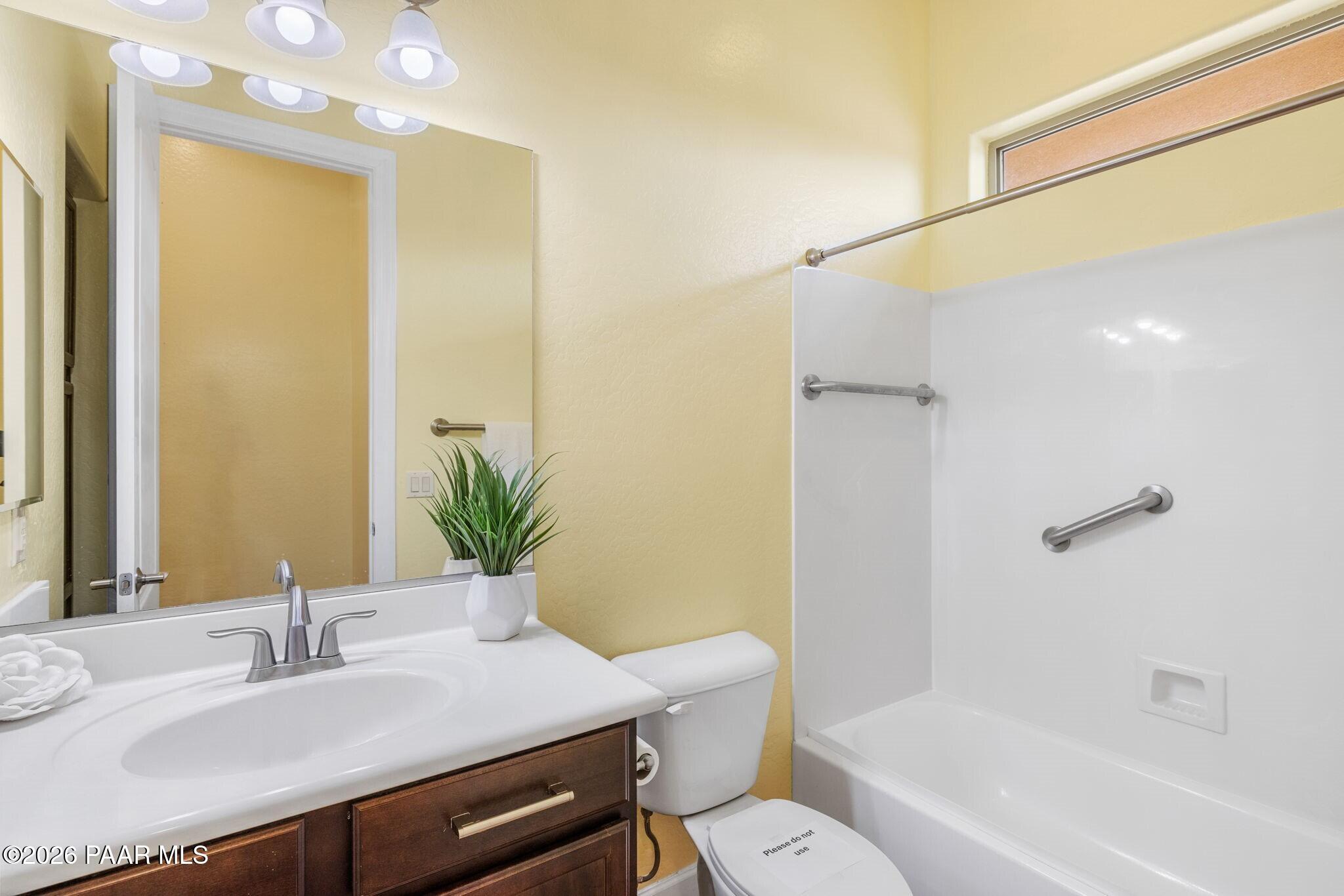 7106 E Prairie Ridge Road