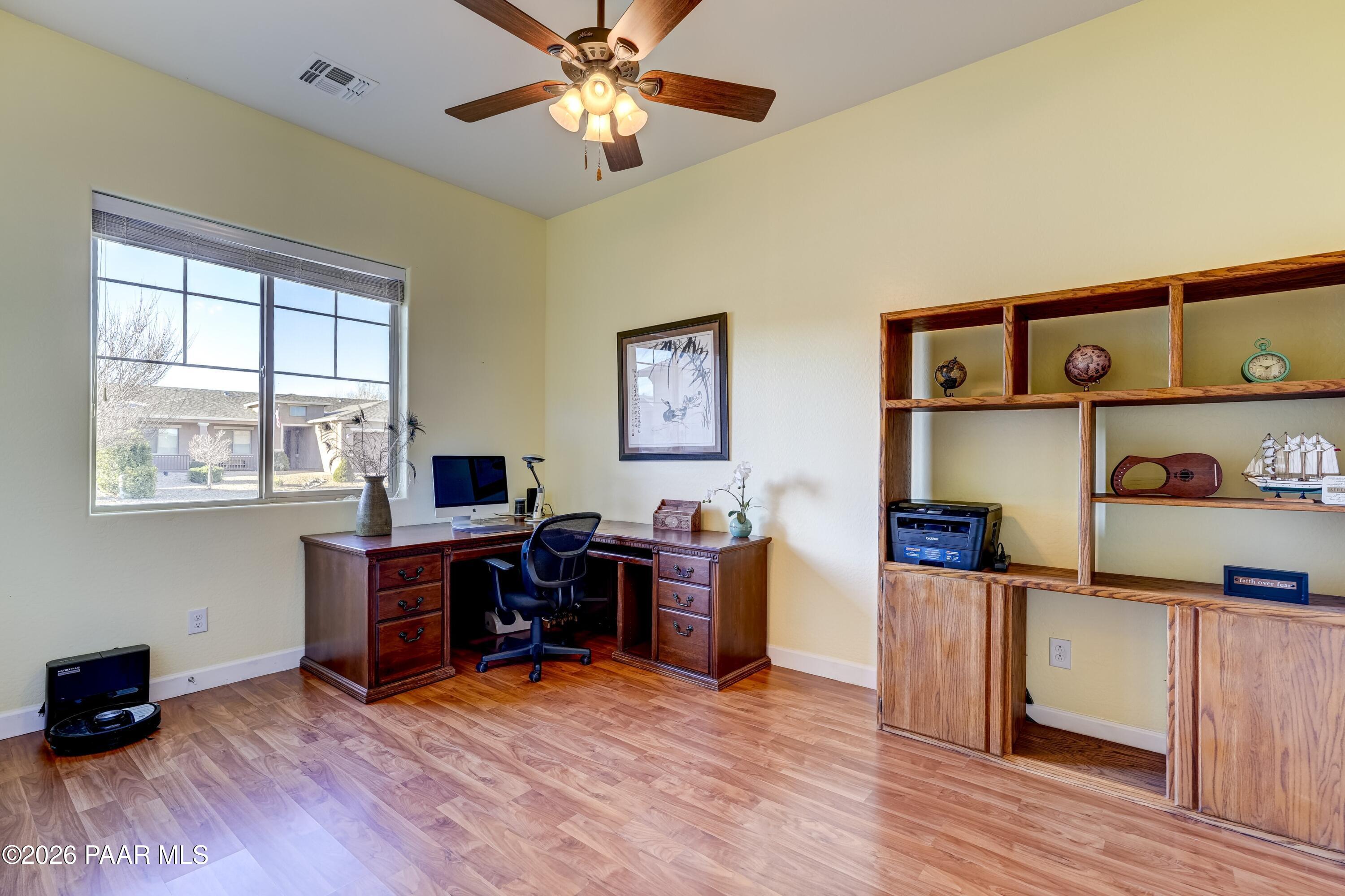 7106 E Prairie Ridge Road