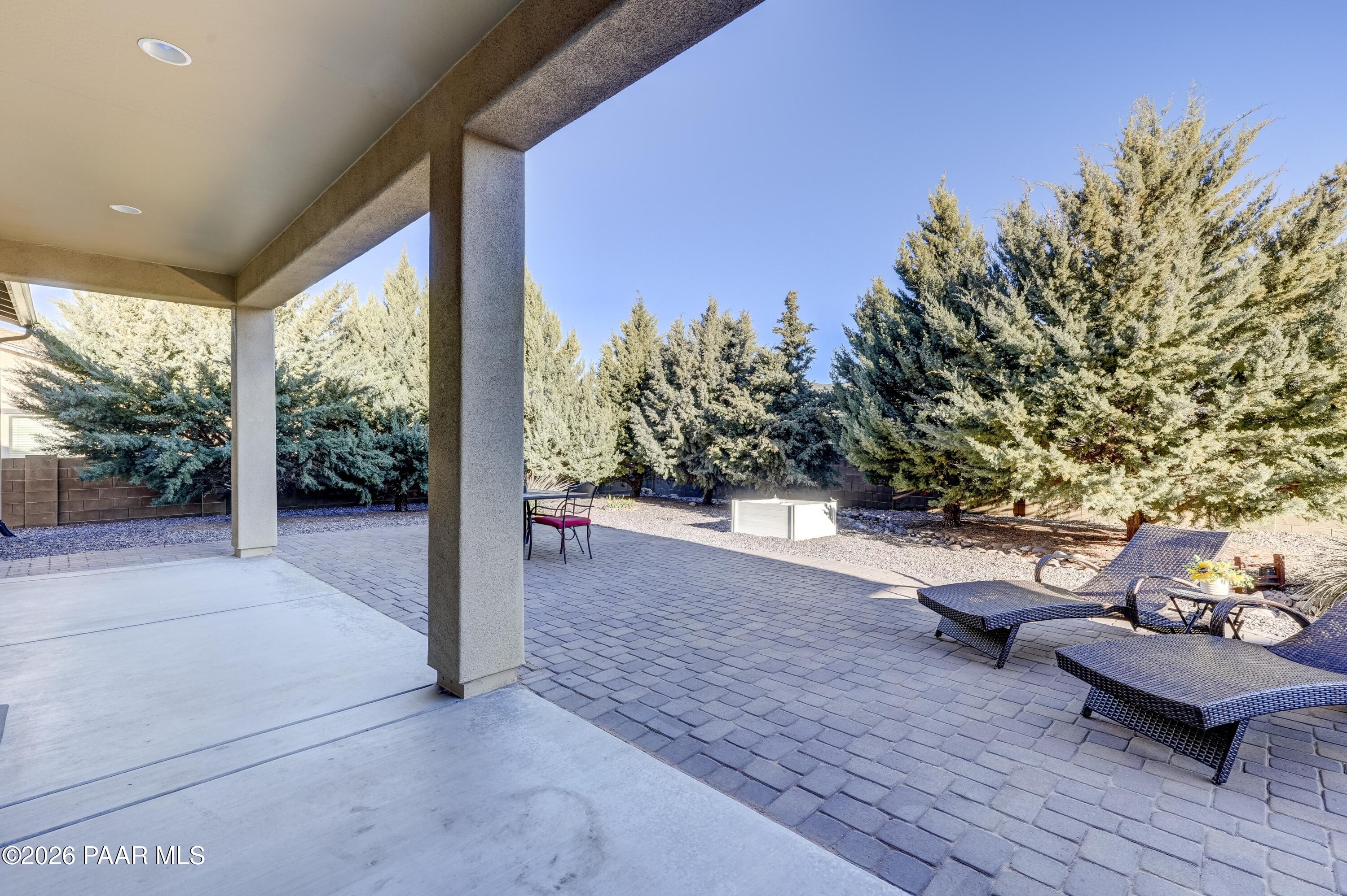 7106 E Prairie Ridge Road