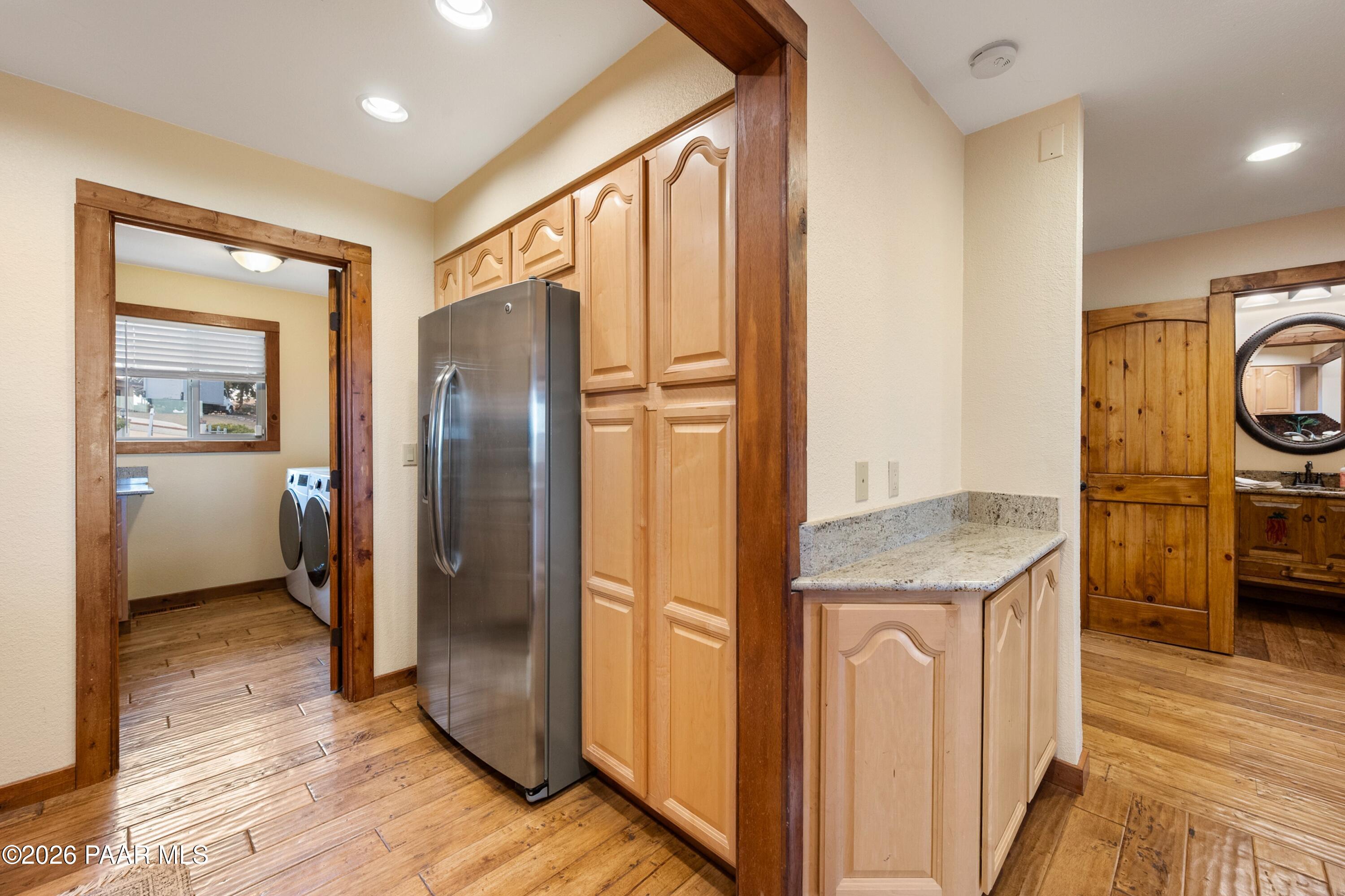 1073 N Broken Wagon Trail