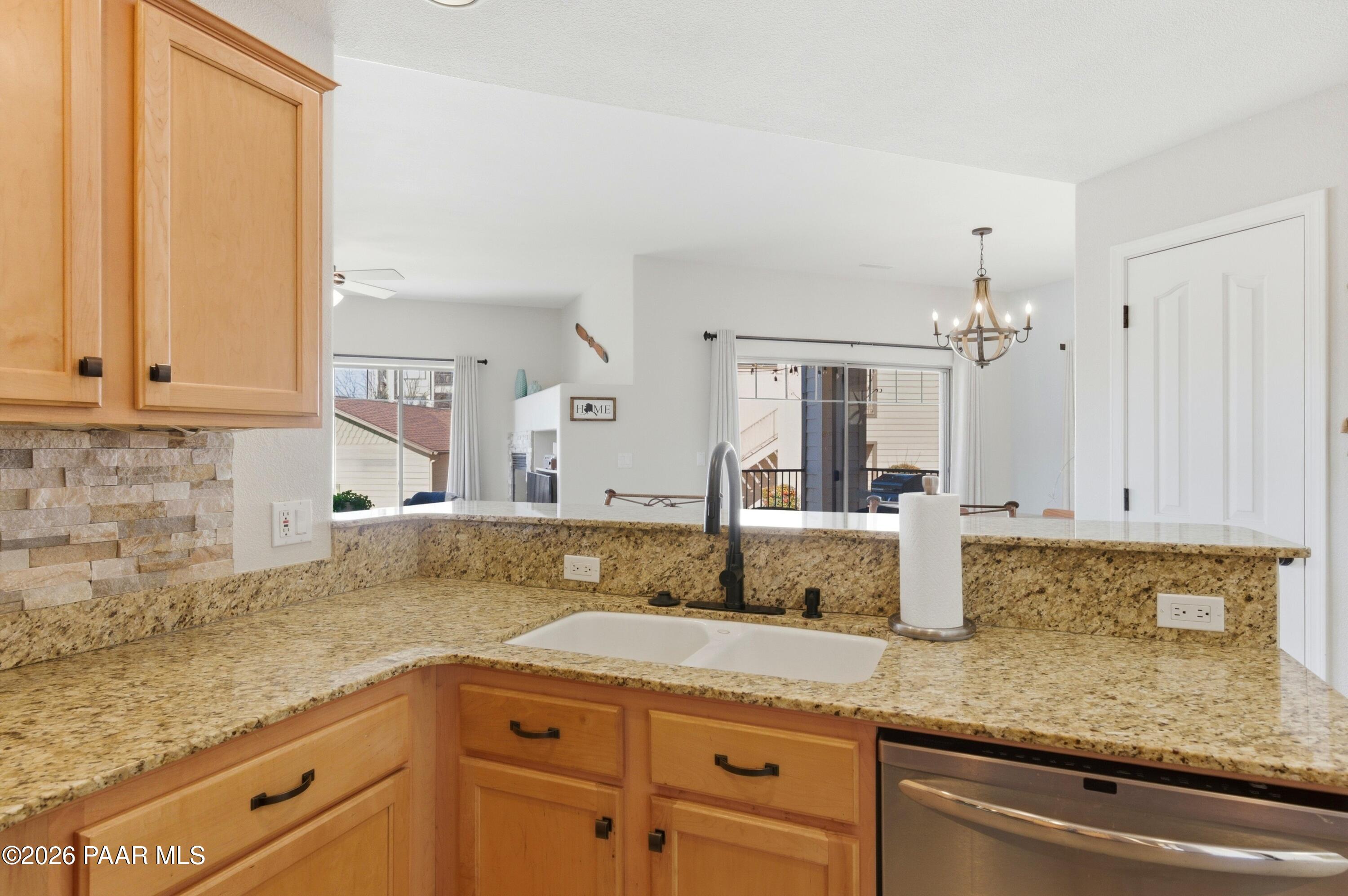 1975 S Blooming Hills Drive Unit: 213