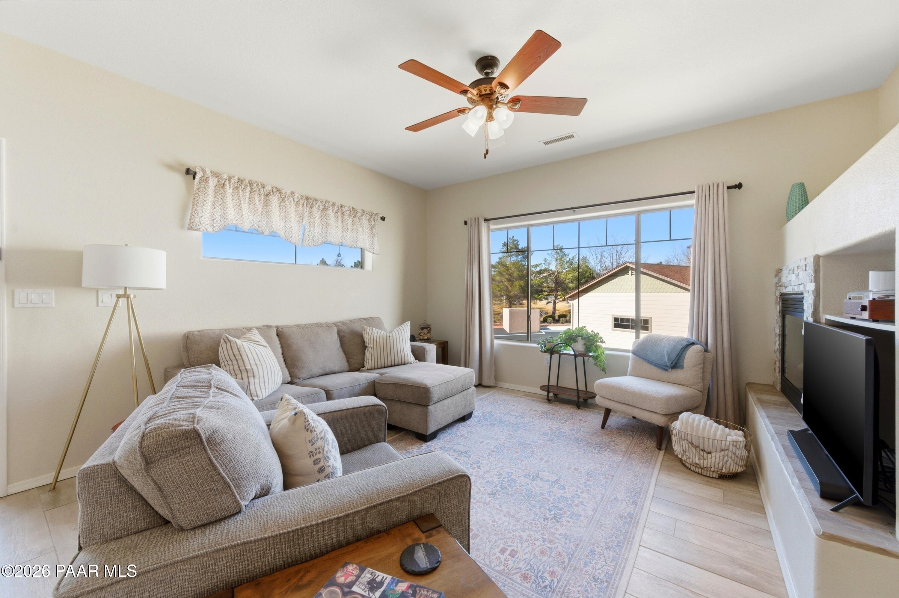 1975 S Blooming Hills Drive Unit: 213