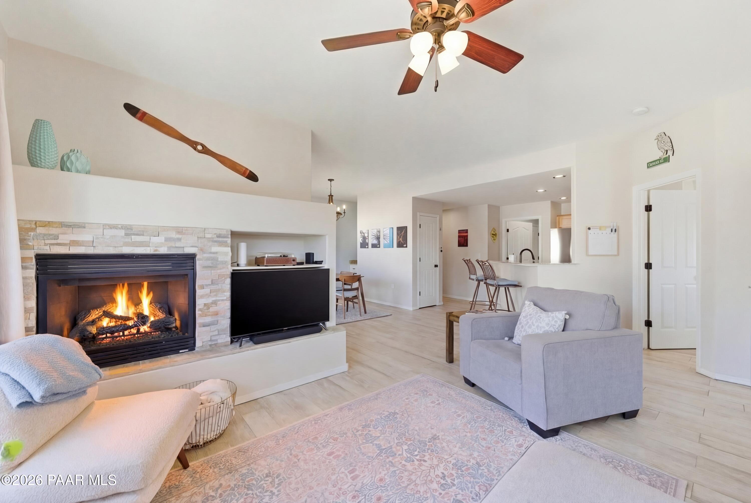 1975 S Blooming Hills Drive Unit: 213