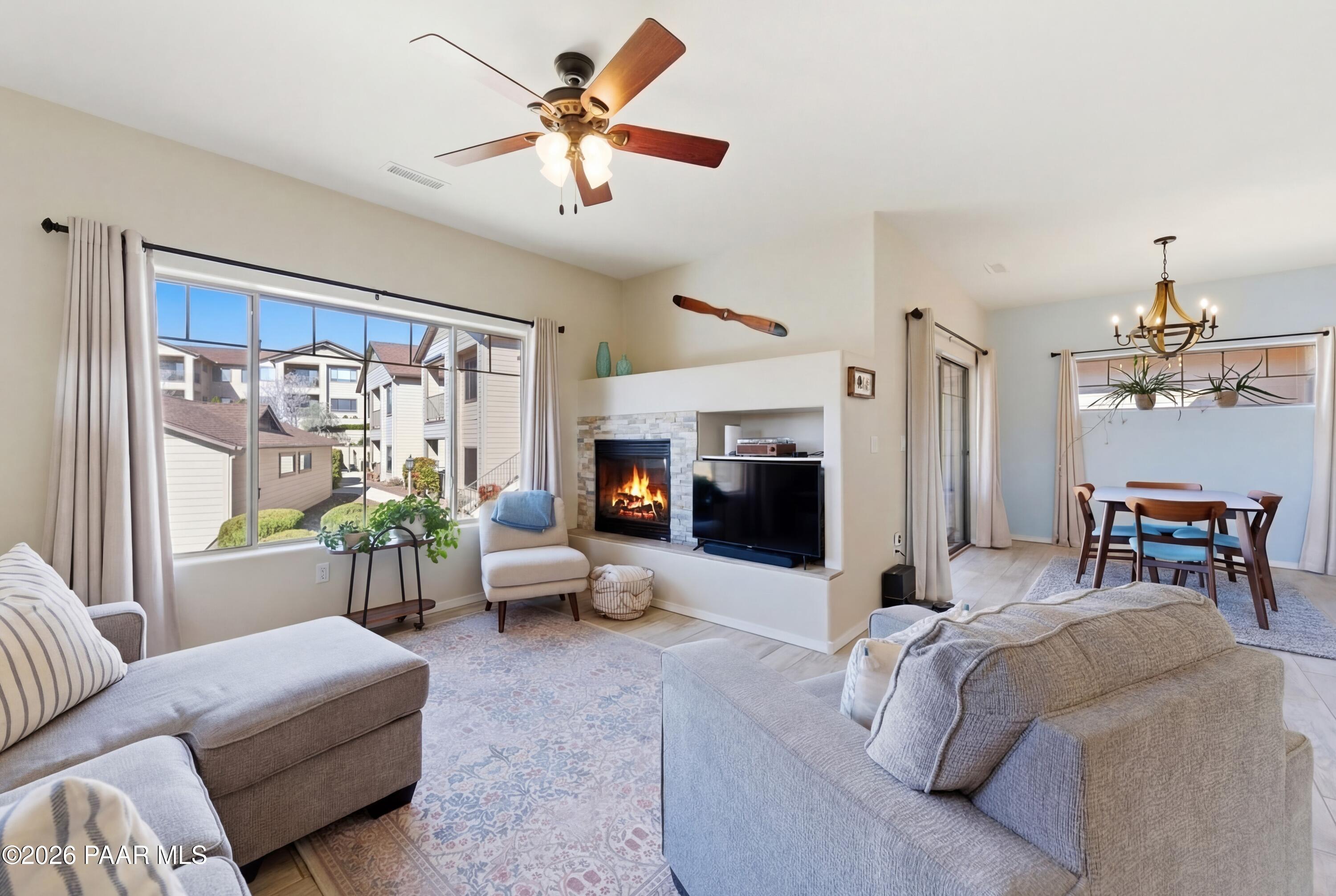 1975 S Blooming Hills Drive Unit: 213