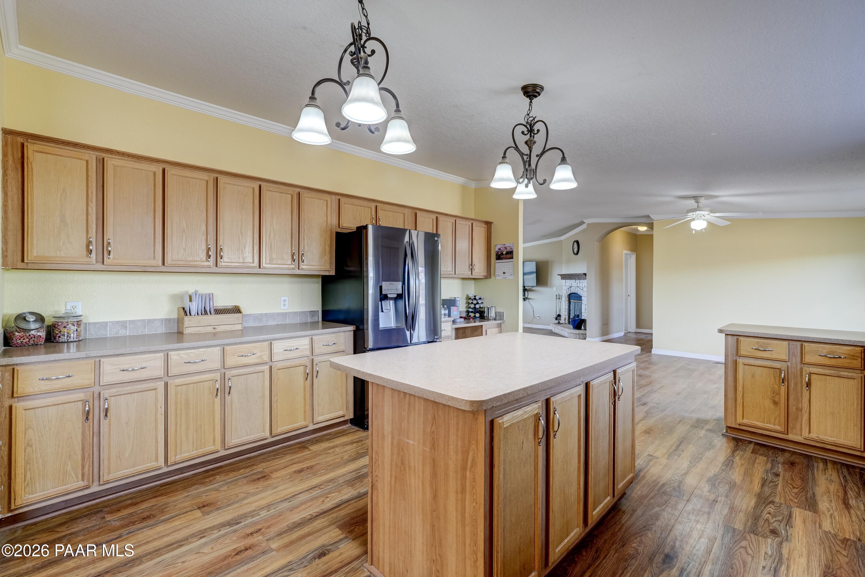 1030 N Summer Sweet Lane