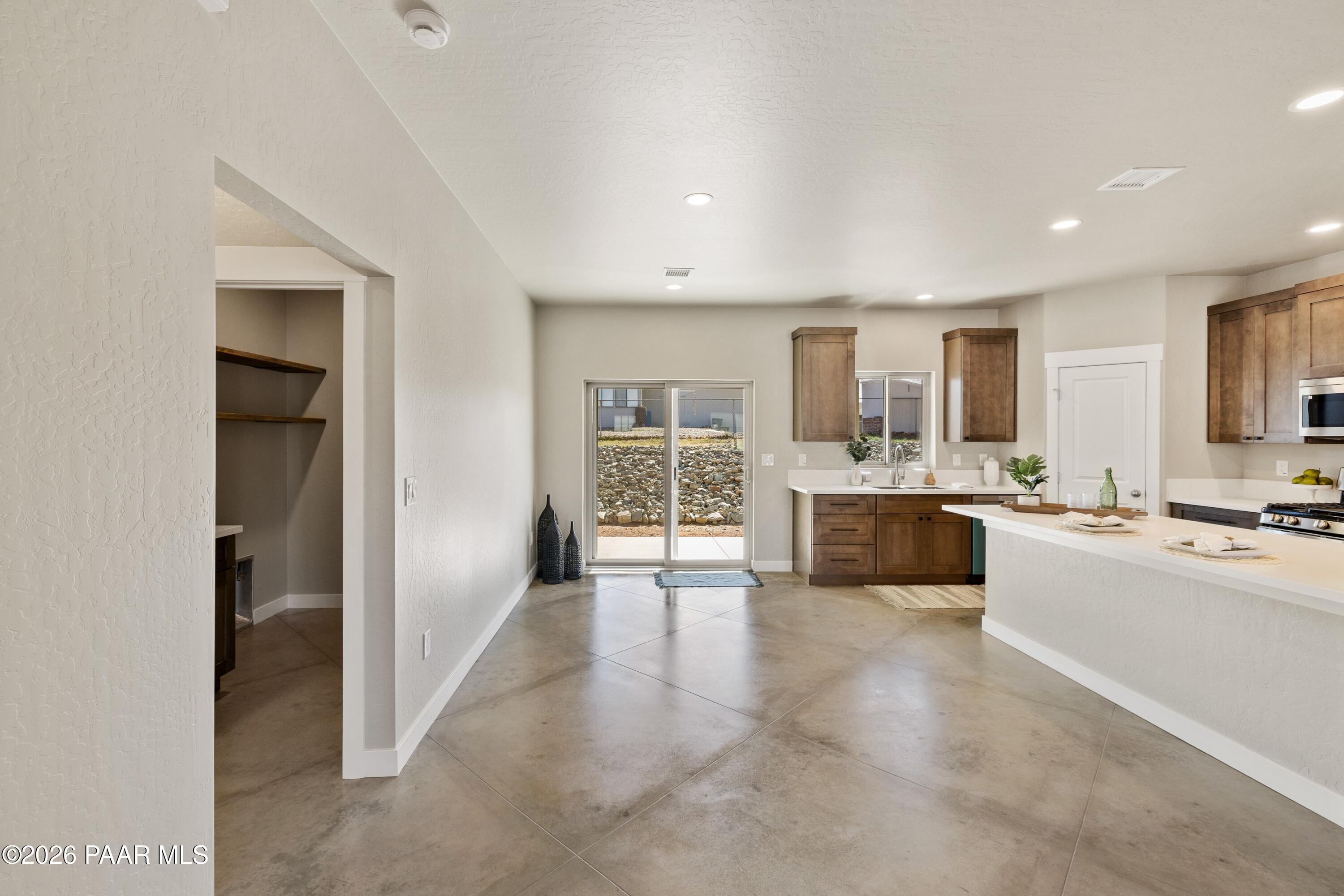 5259 N Long Rifle Road