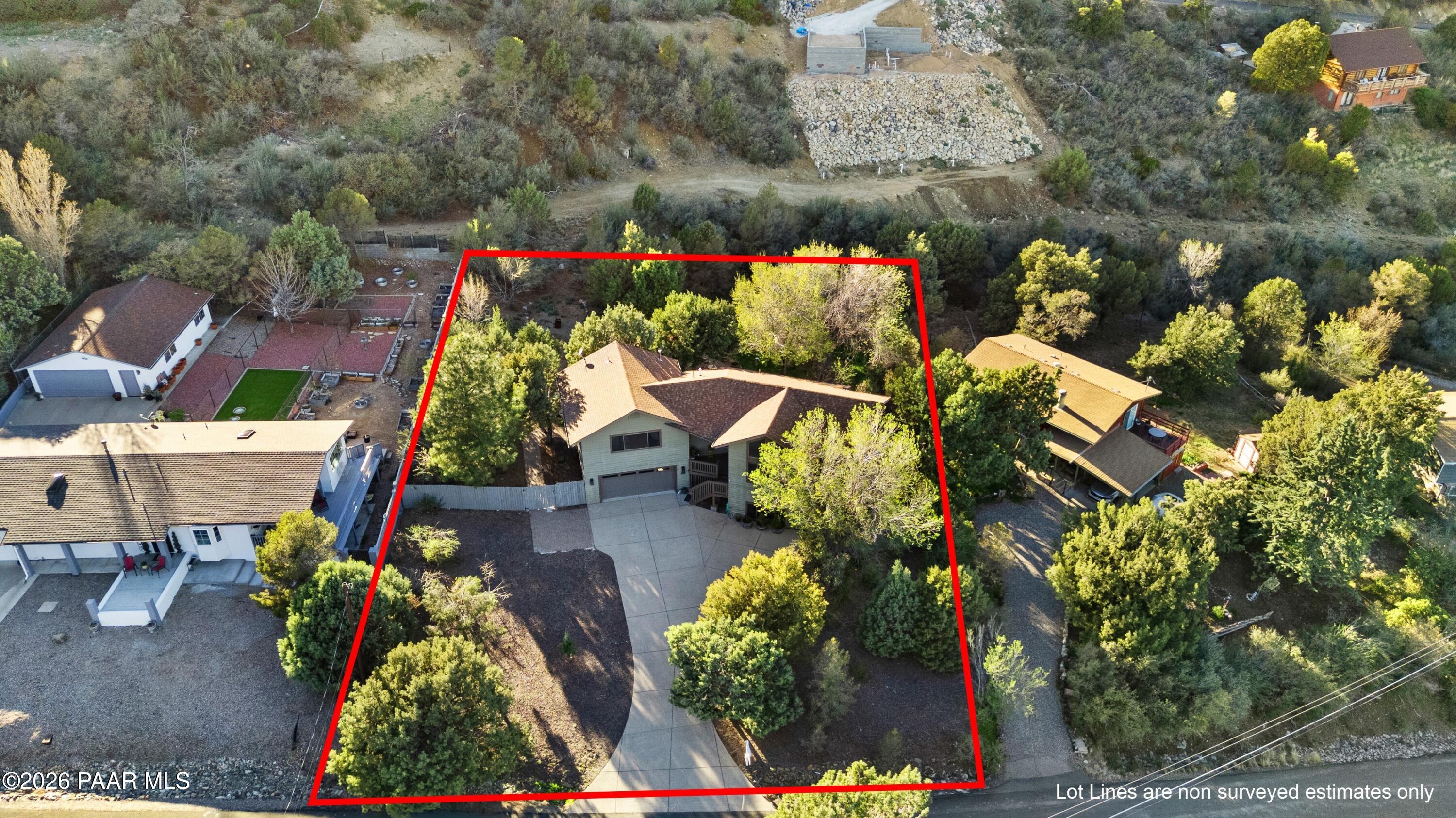 695 E Robinson Drive