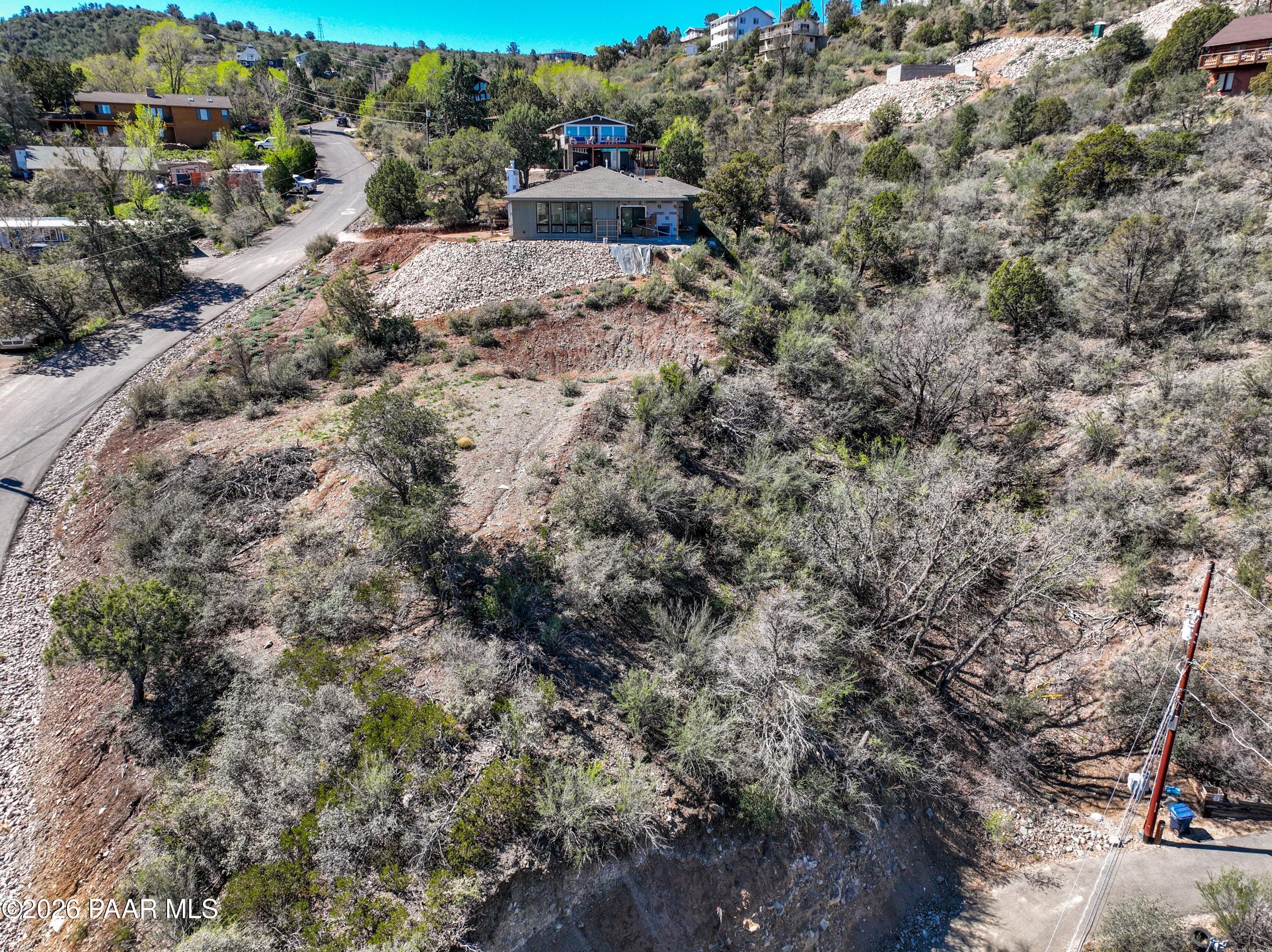 705 E Robinson Drive