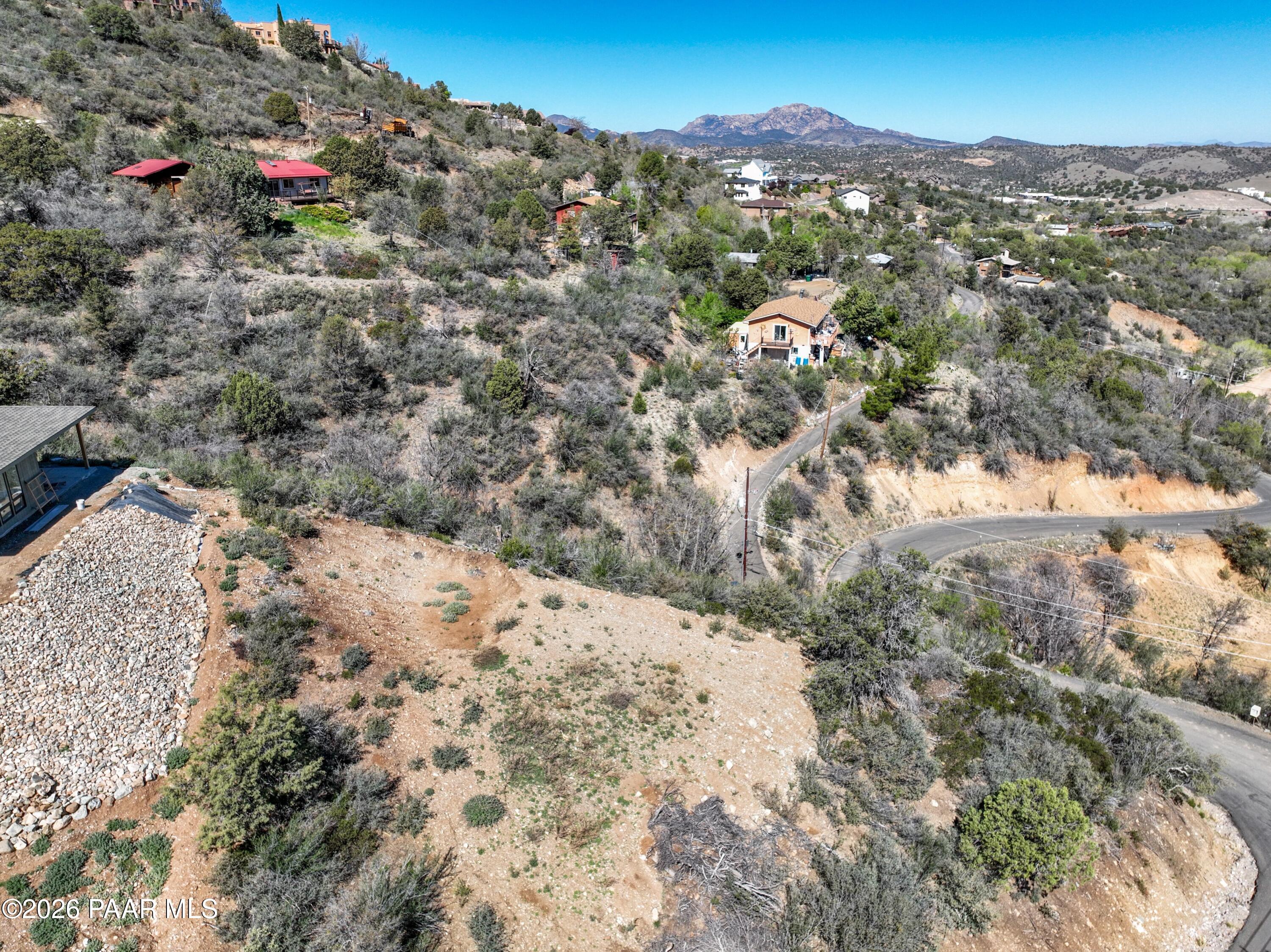 705 E Robinson Drive