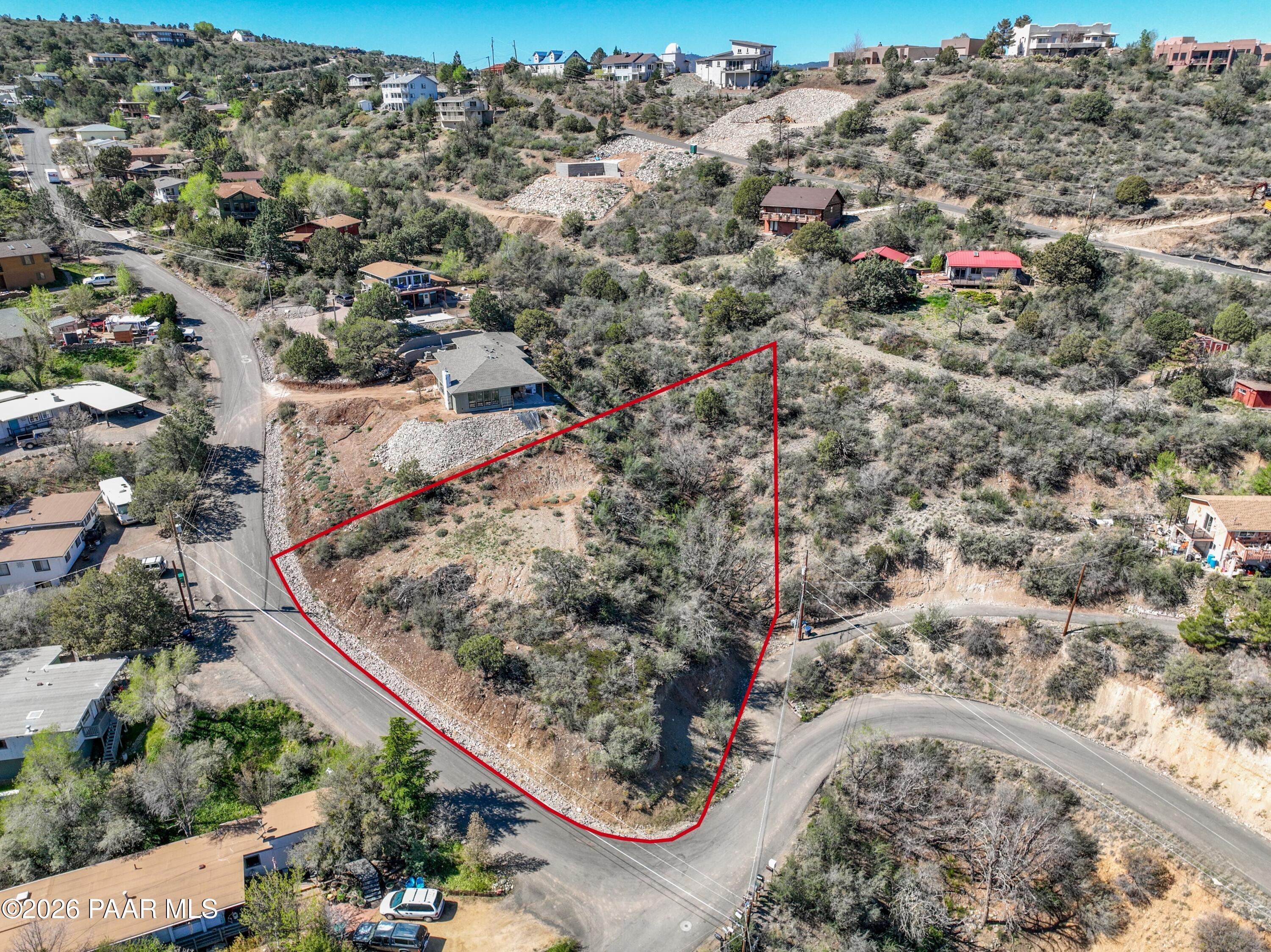 705 E Robinson Drive