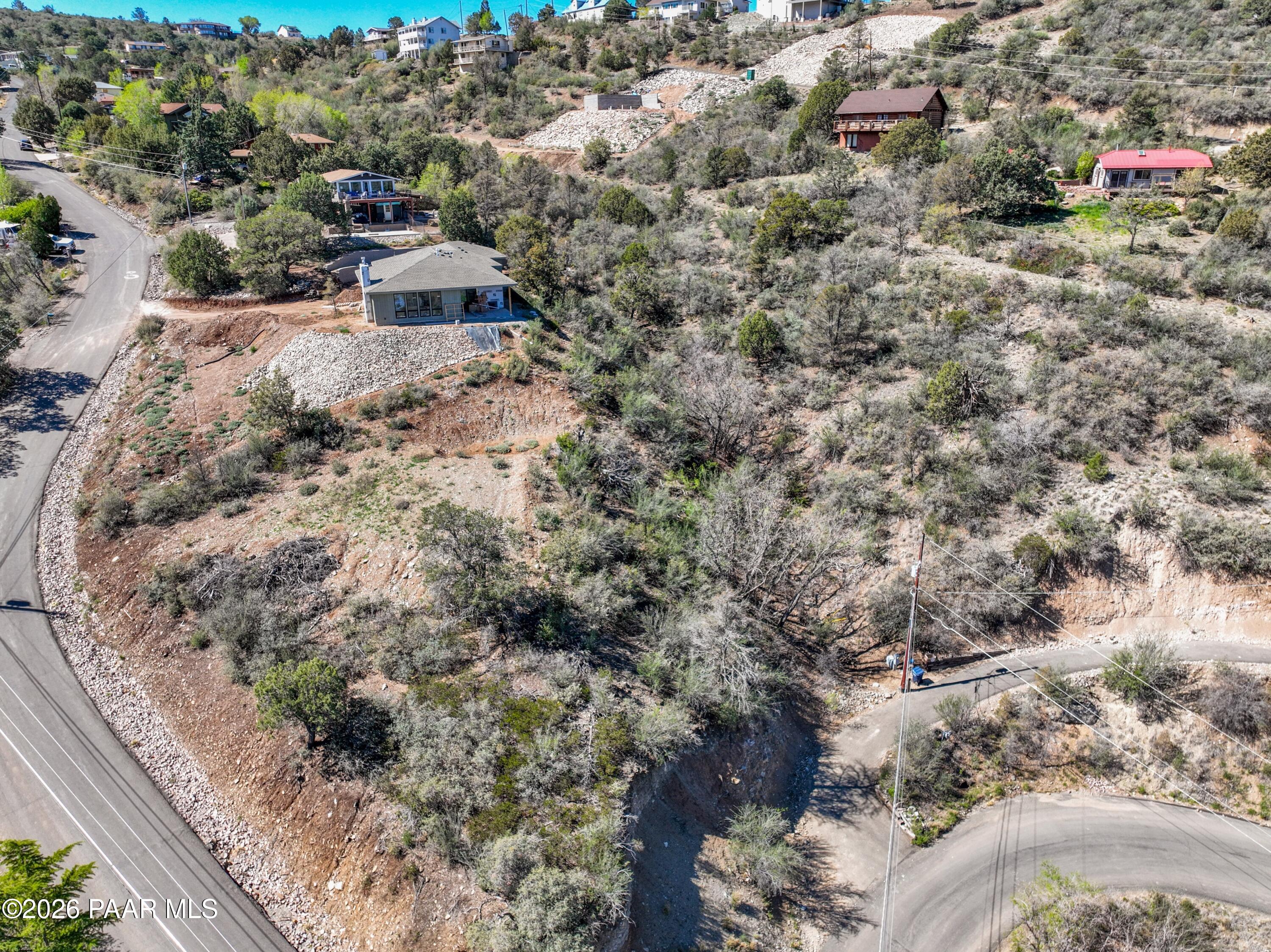 705 E Robinson Drive