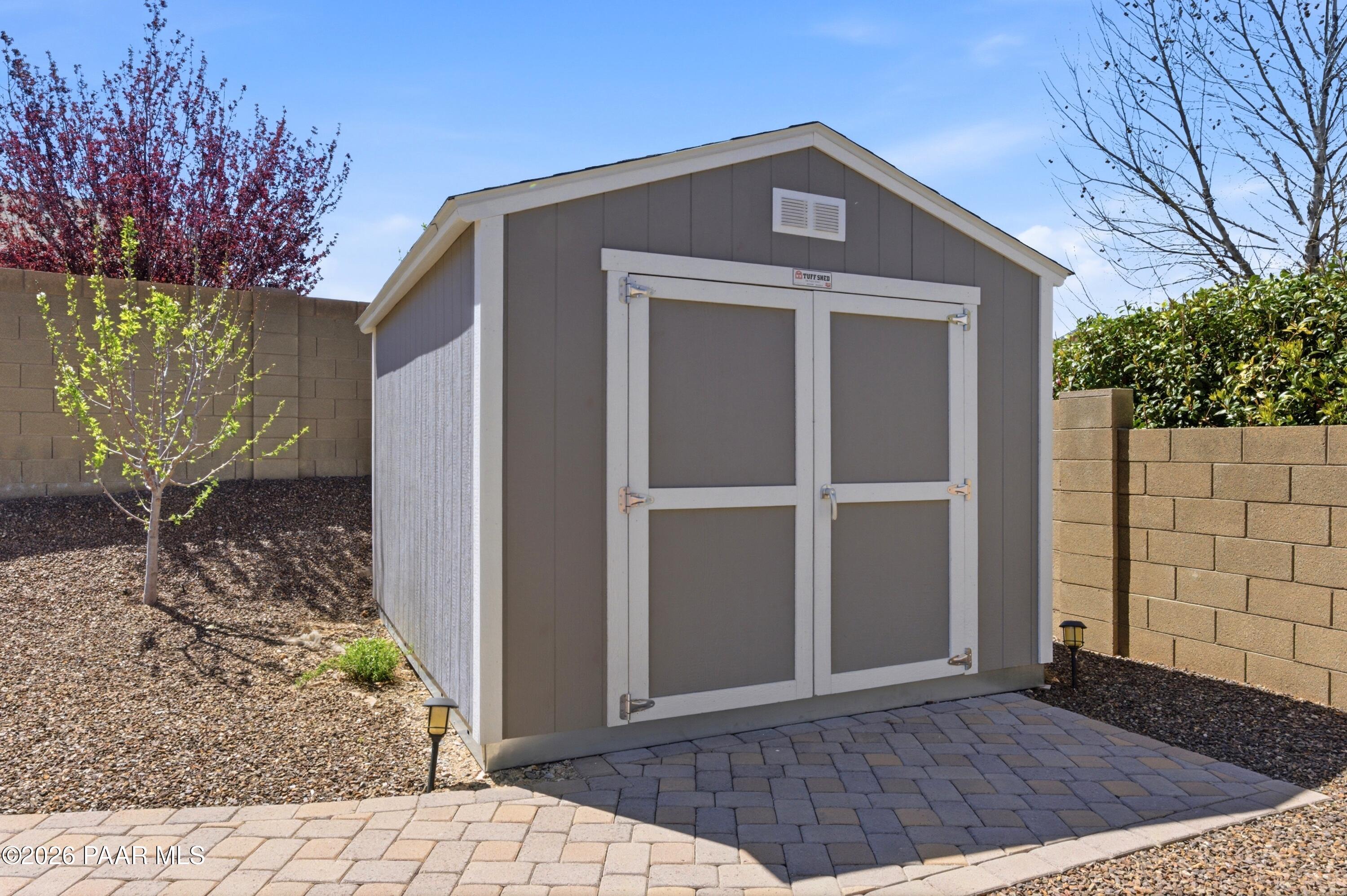 7919 E Talking Iron Lane