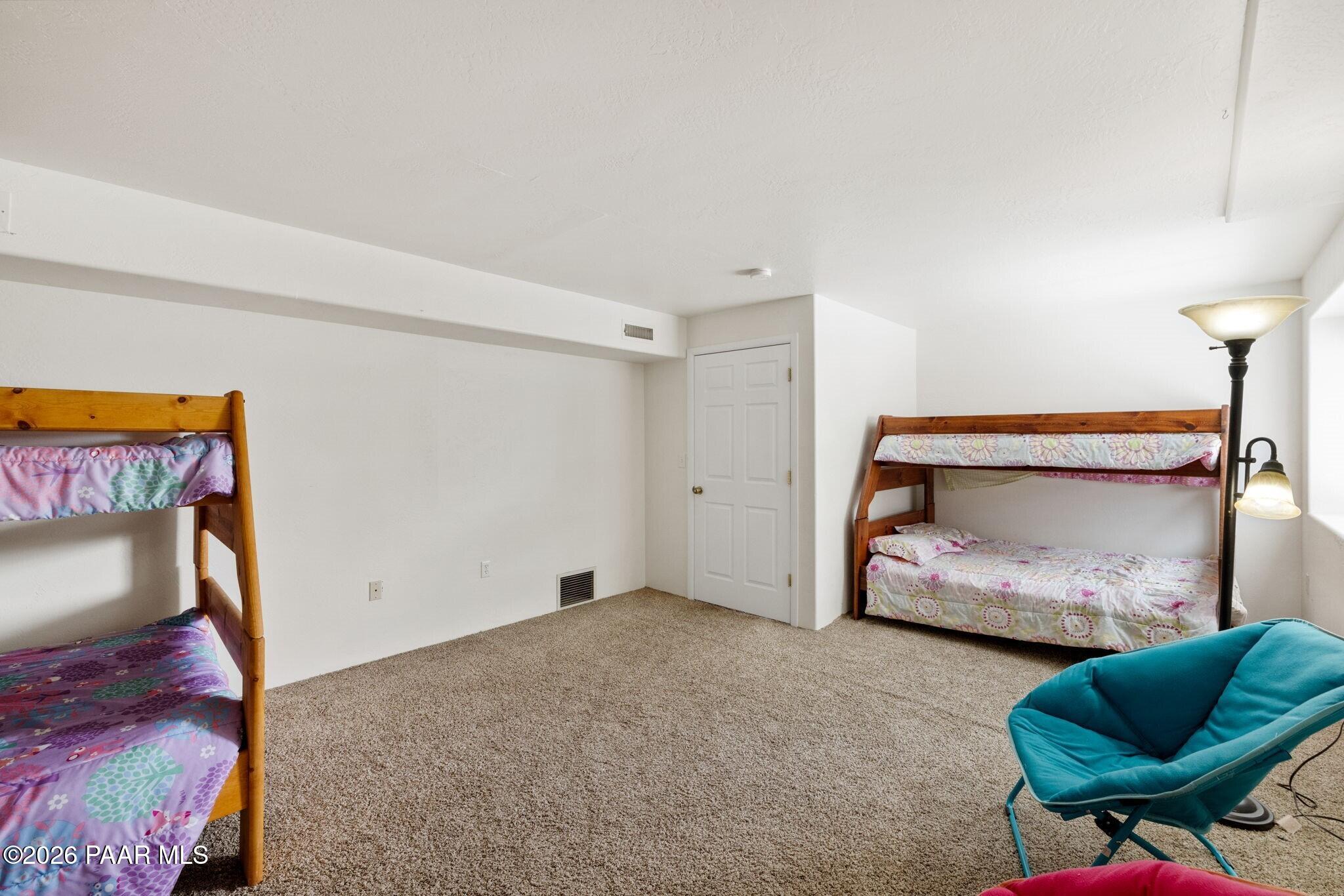 5515 N Bailey Avenue