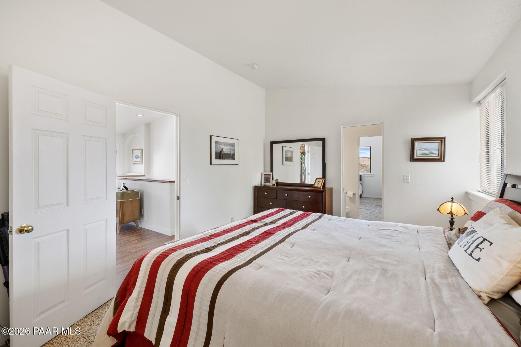 5515 N Bailey Avenue