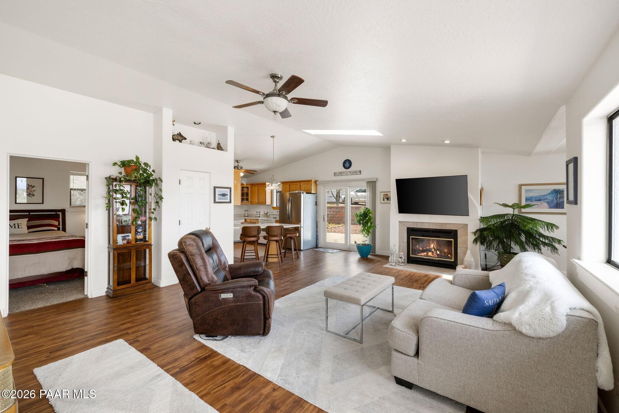 5515 N Bailey Avenue