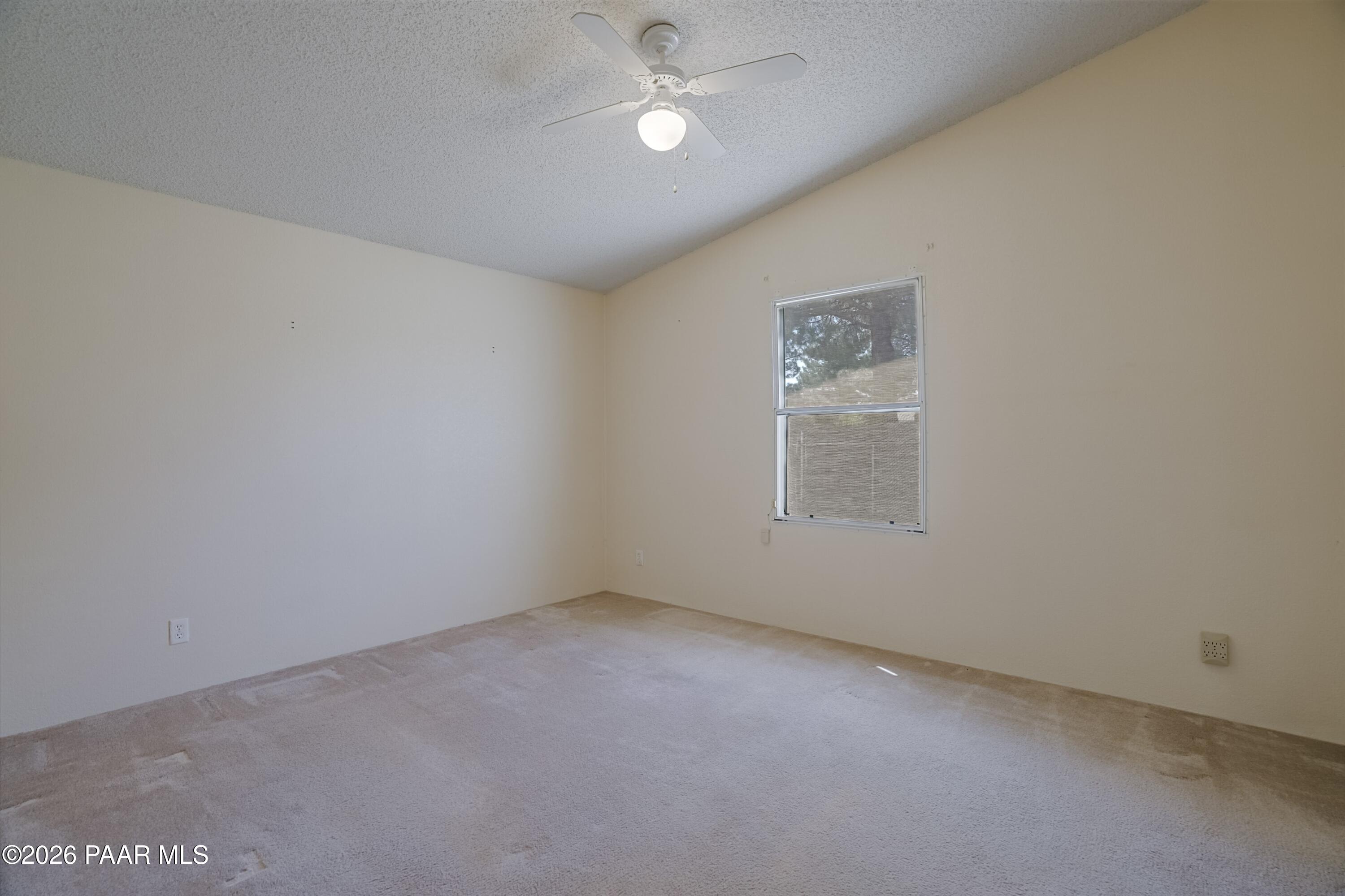 15853 S Maverick Trail