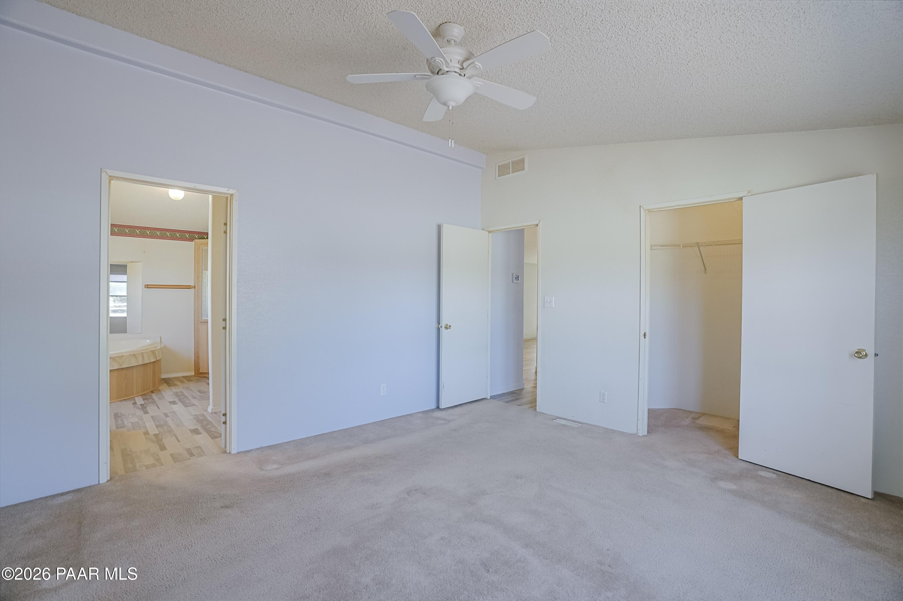 15853 S Maverick Trail