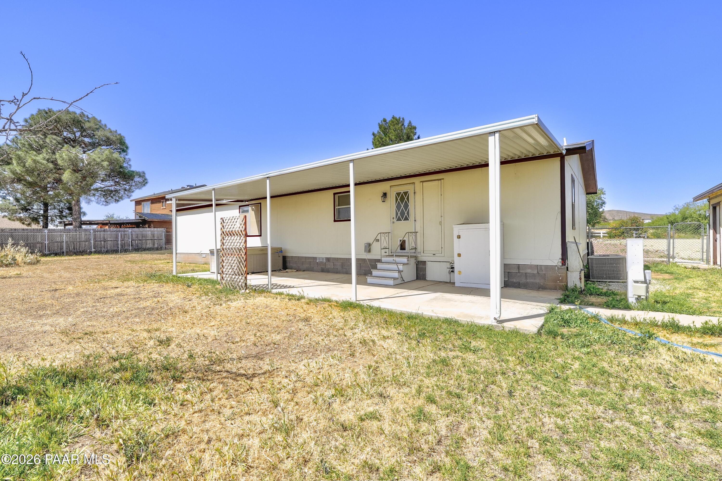 15853 S Maverick Trail