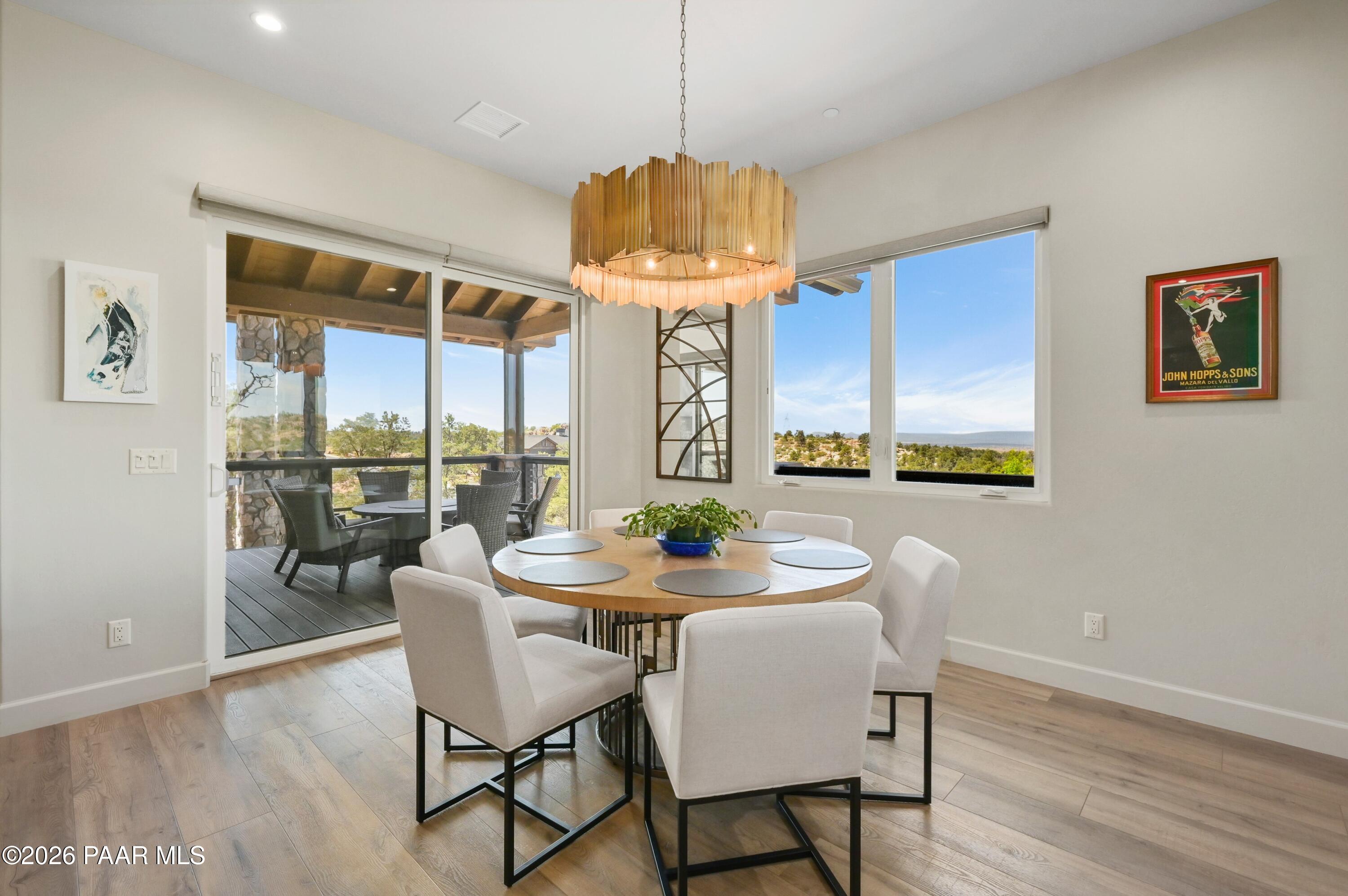 15355 N High Lonesome Way