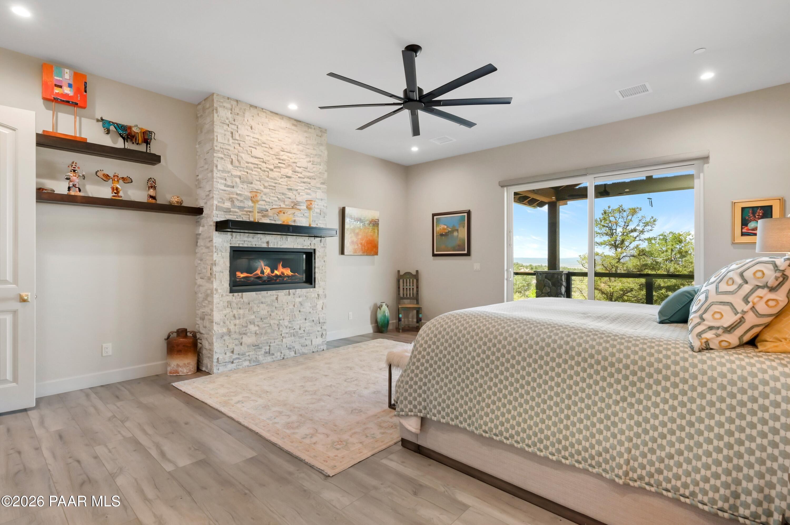 15355 N High Lonesome Way