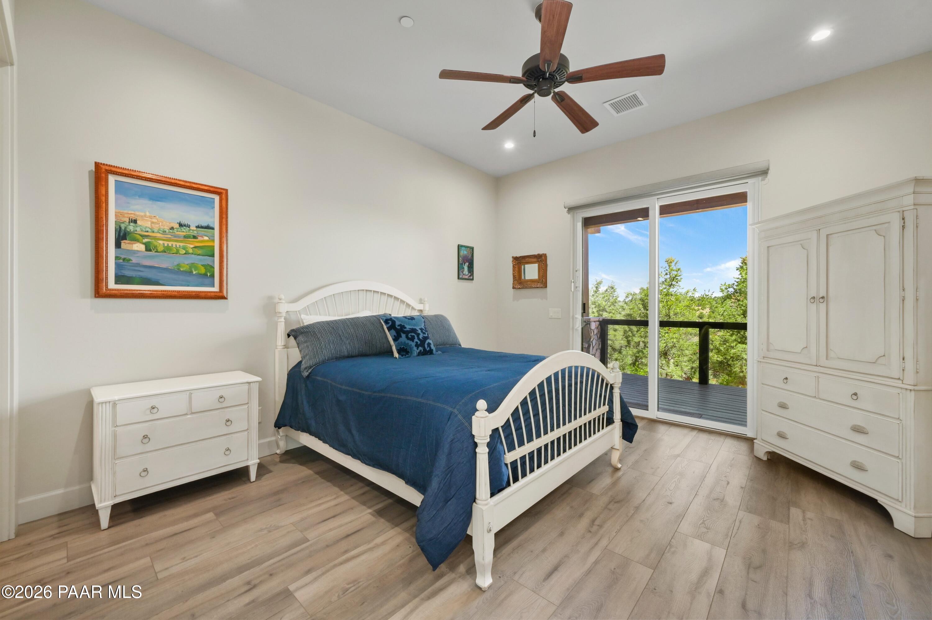 15355 N High Lonesome Way