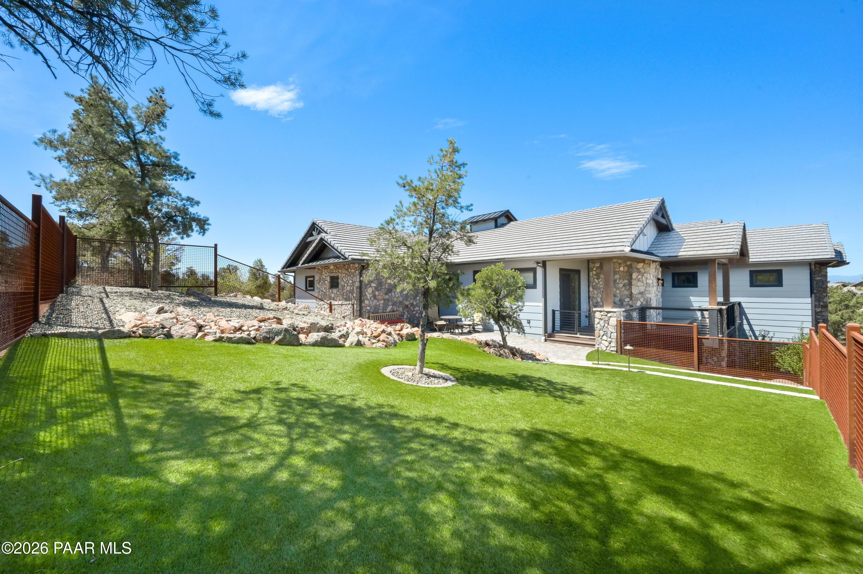 15355 N High Lonesome Way