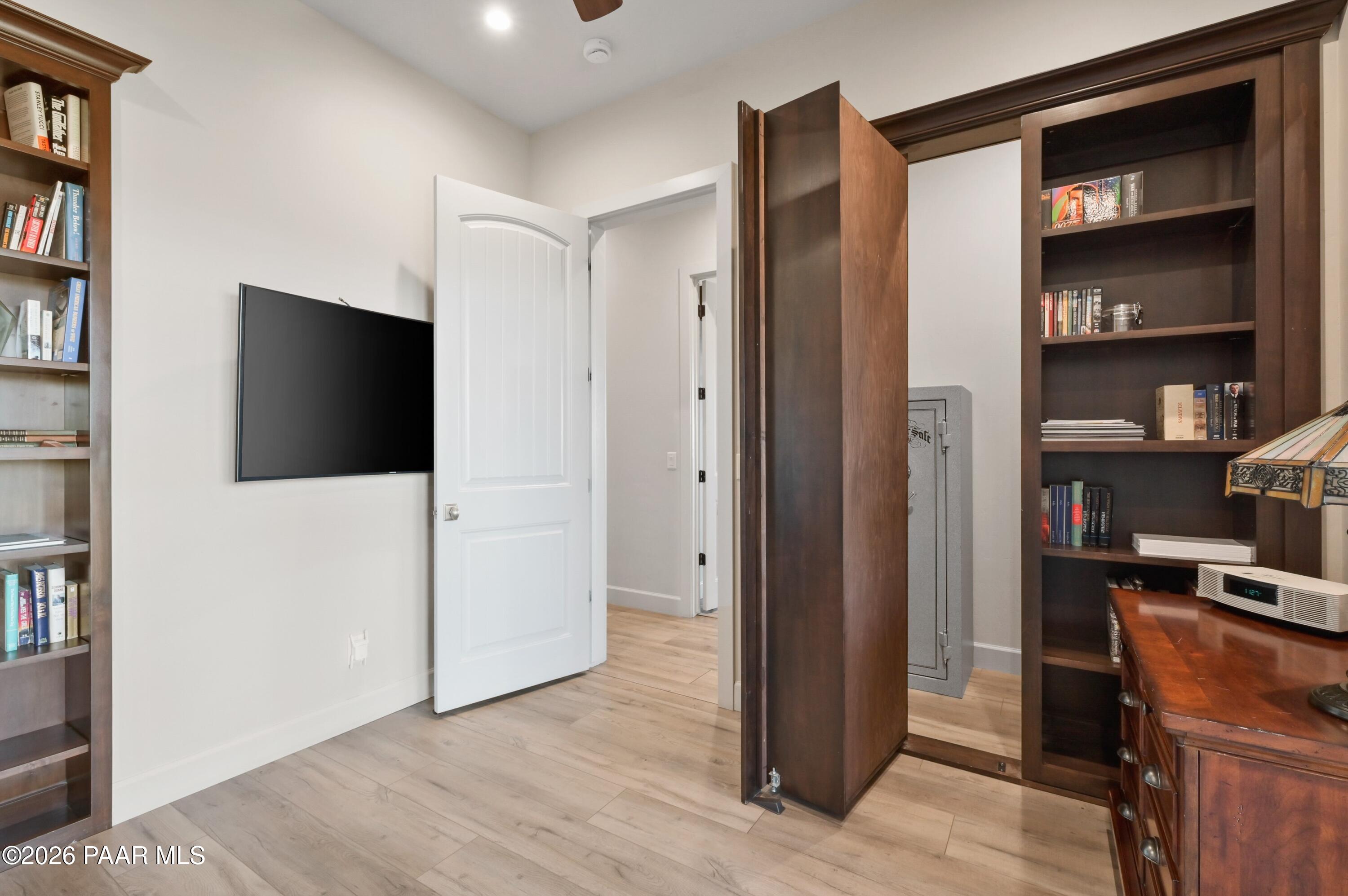 15355 N High Lonesome Way