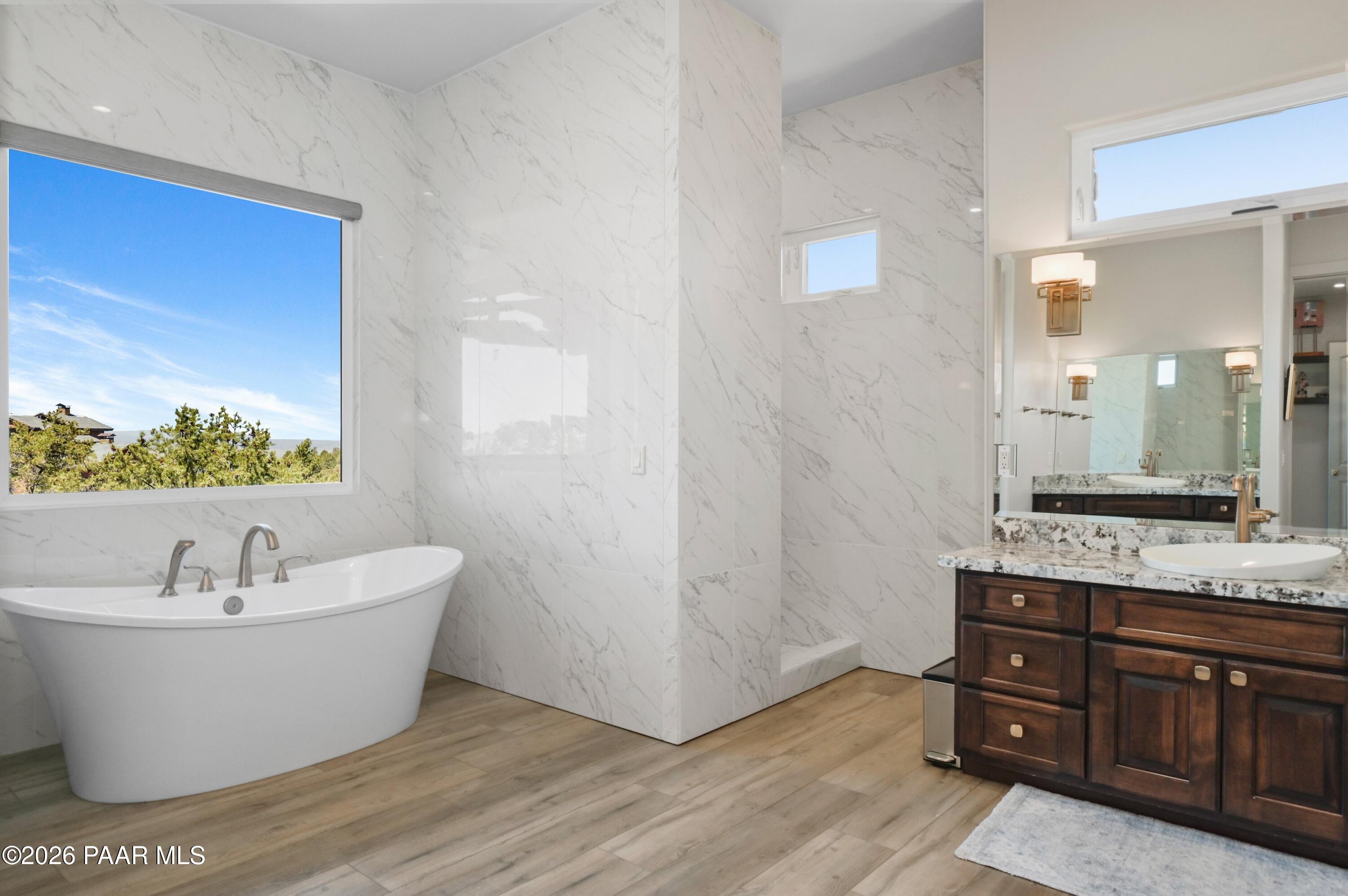 15355 N High Lonesome Way