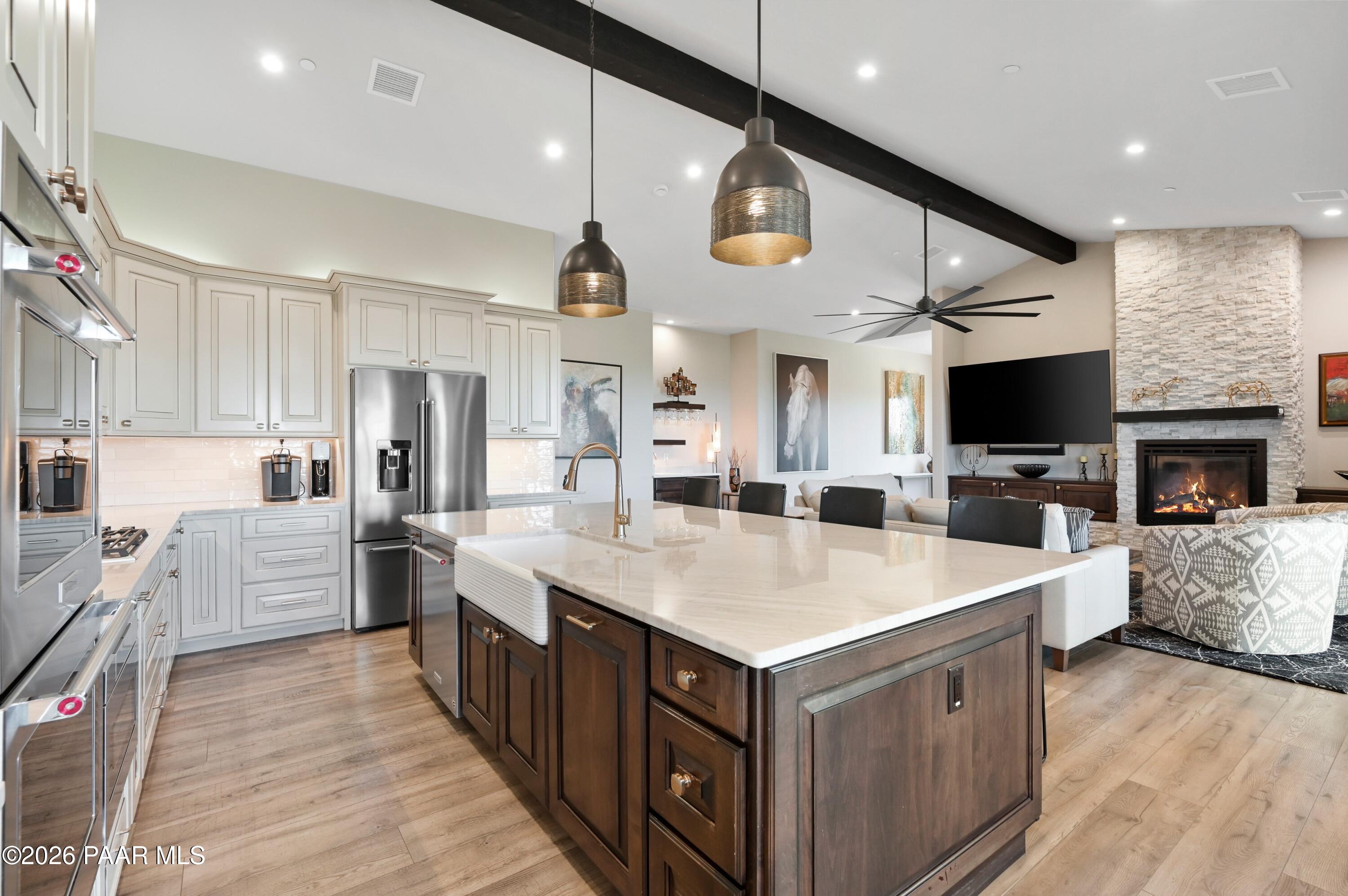 15355 N High Lonesome Way