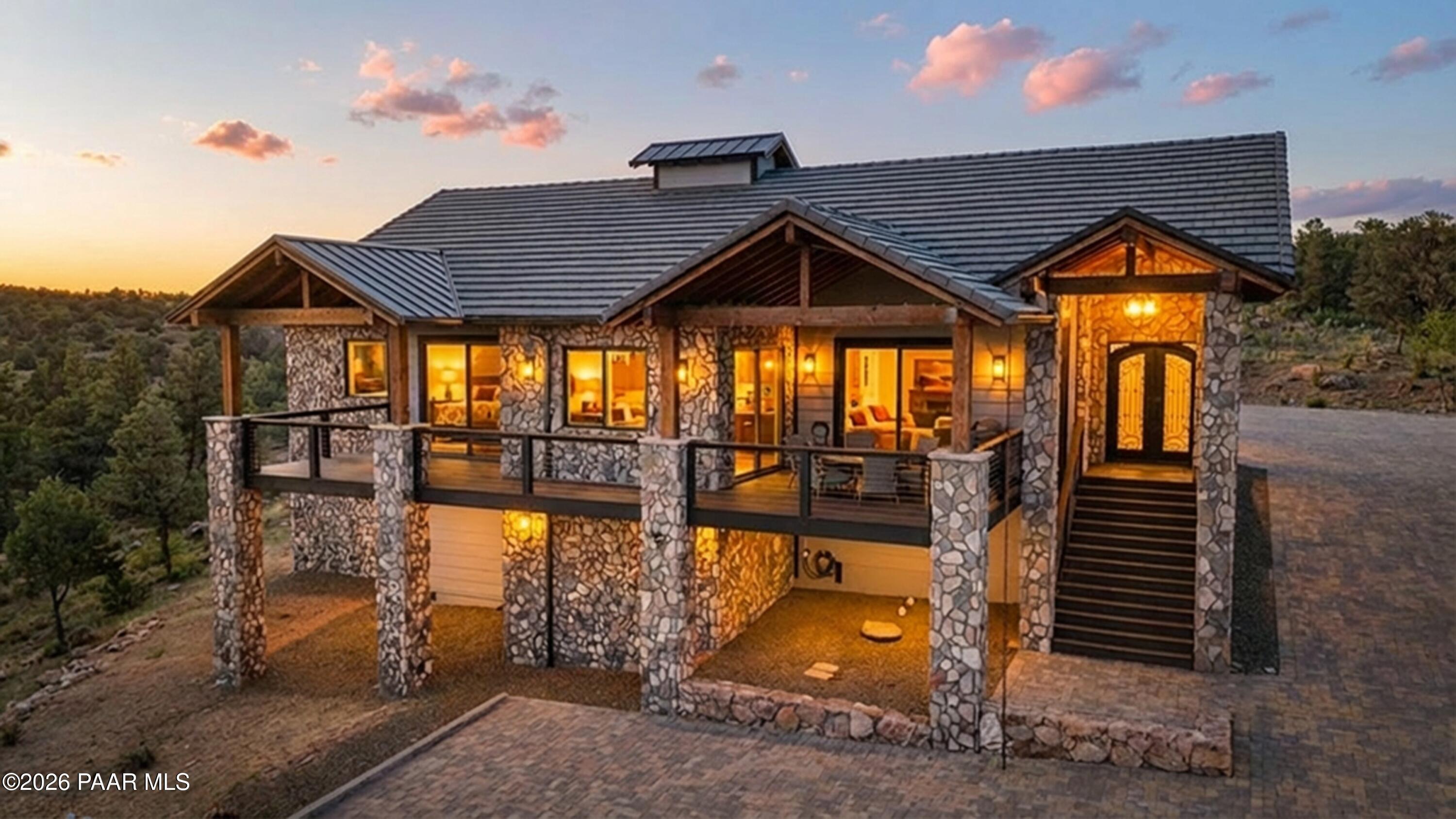 15355 N High Lonesome Way