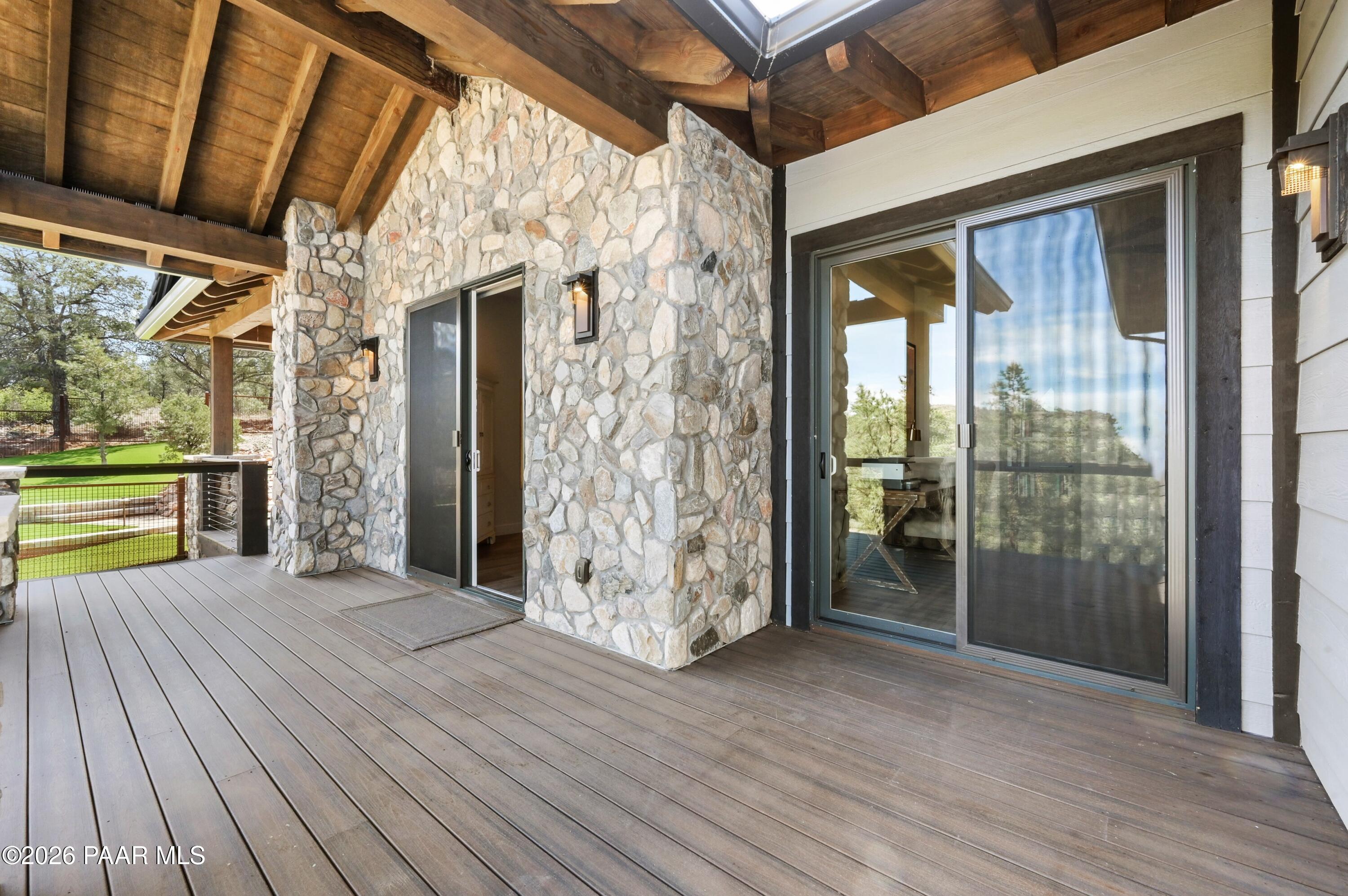 15355 N High Lonesome Way