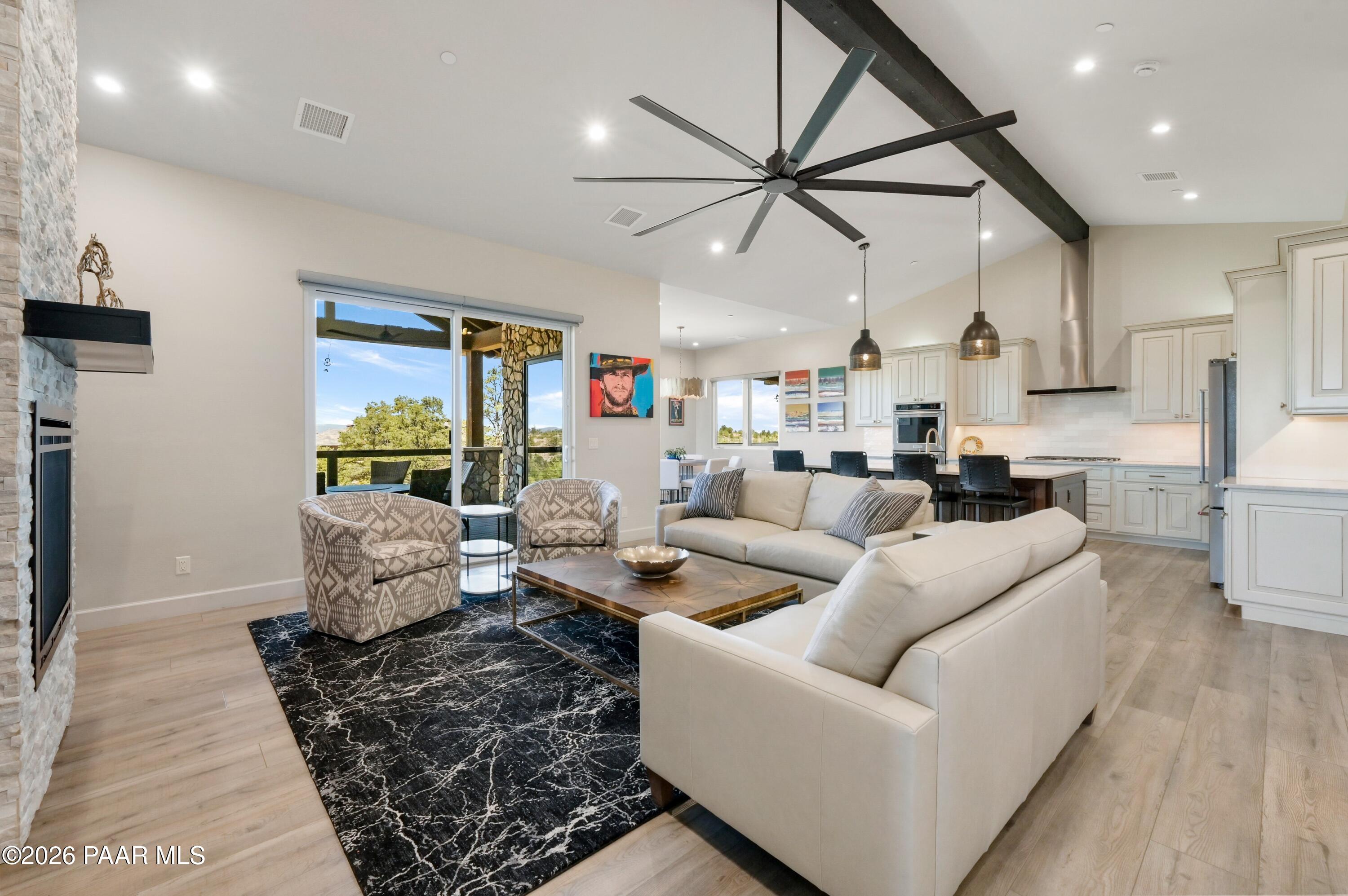 15355 N High Lonesome Way