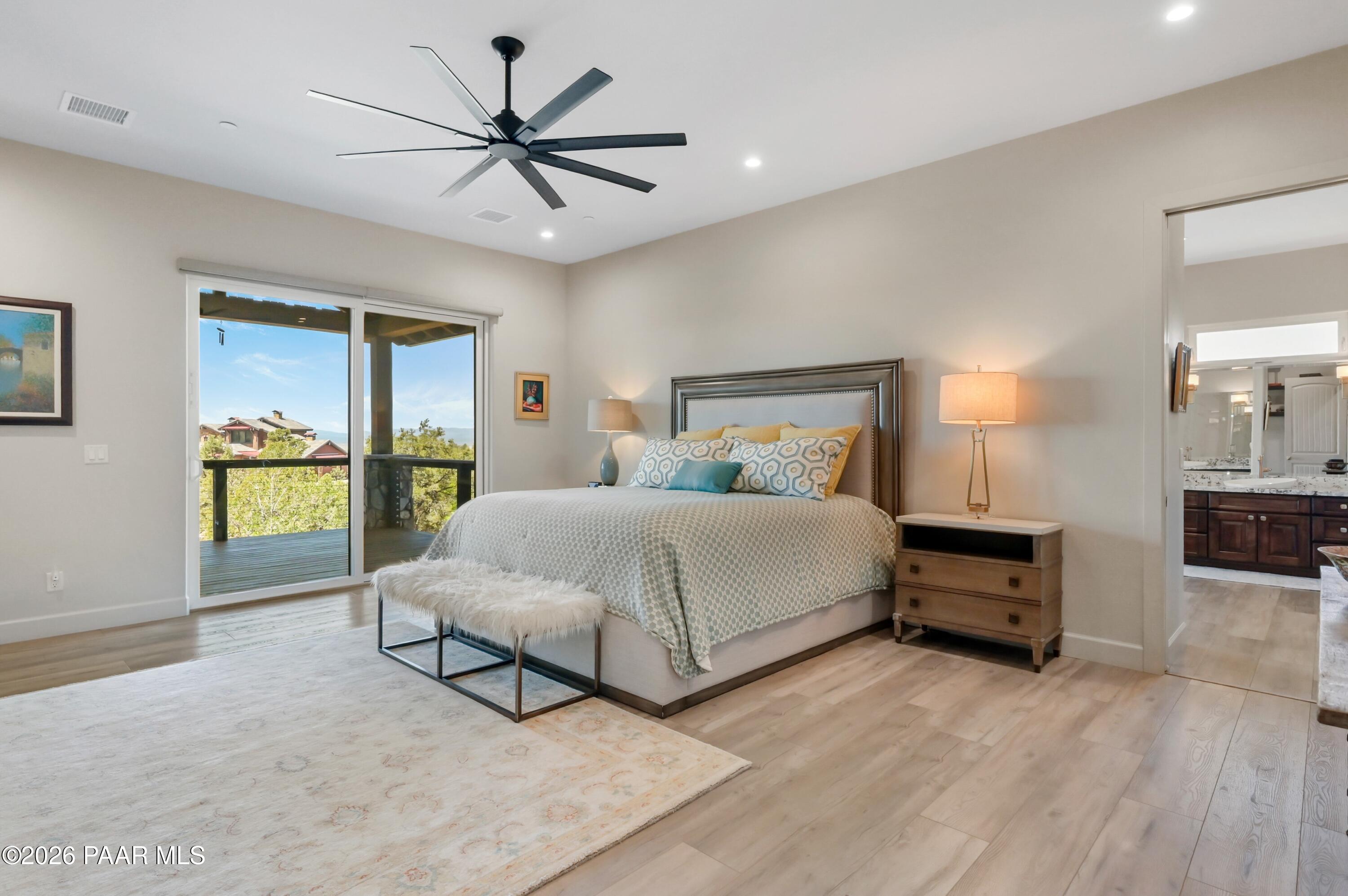 15355 N High Lonesome Way