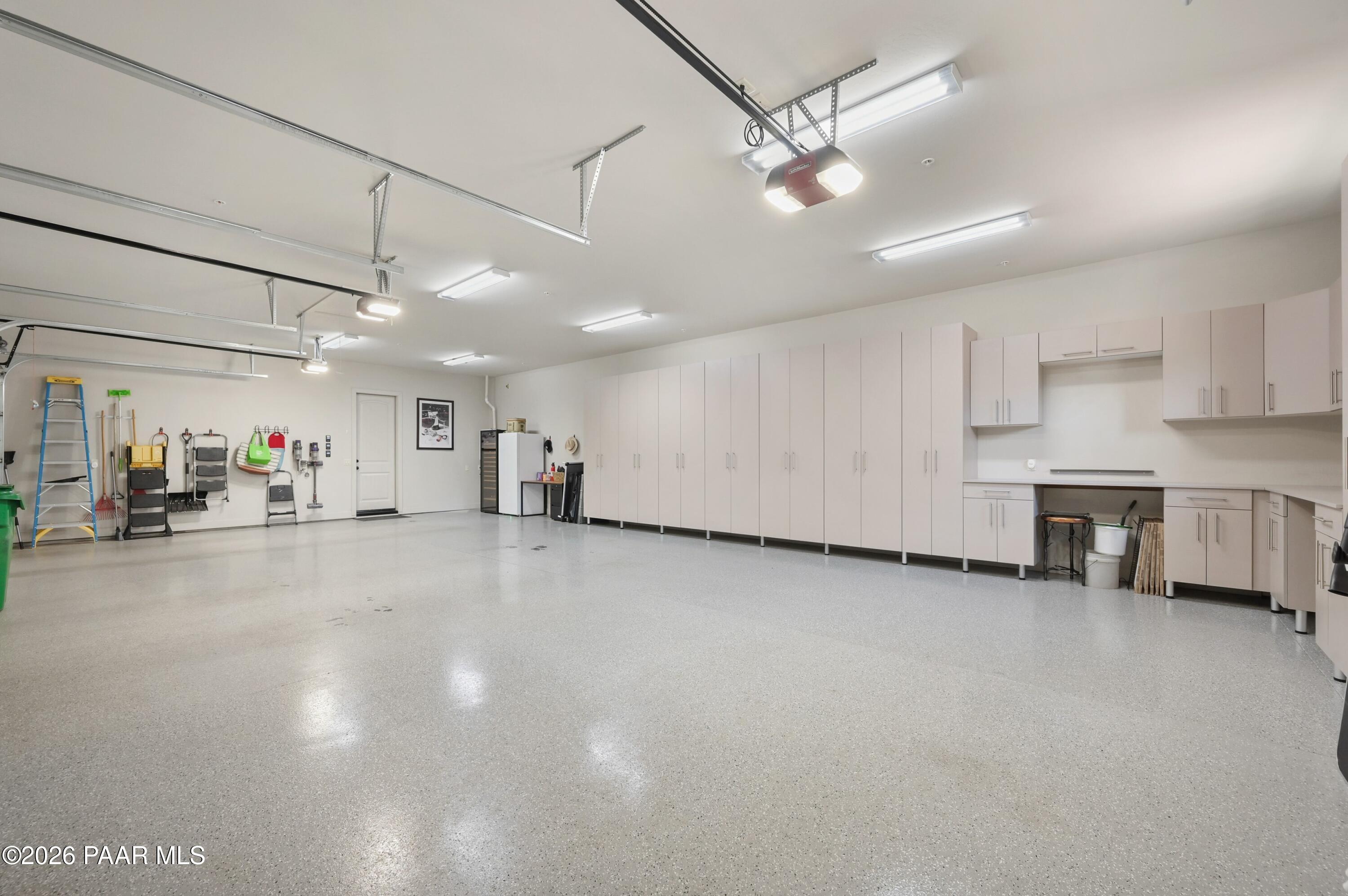 15355 N High Lonesome Way