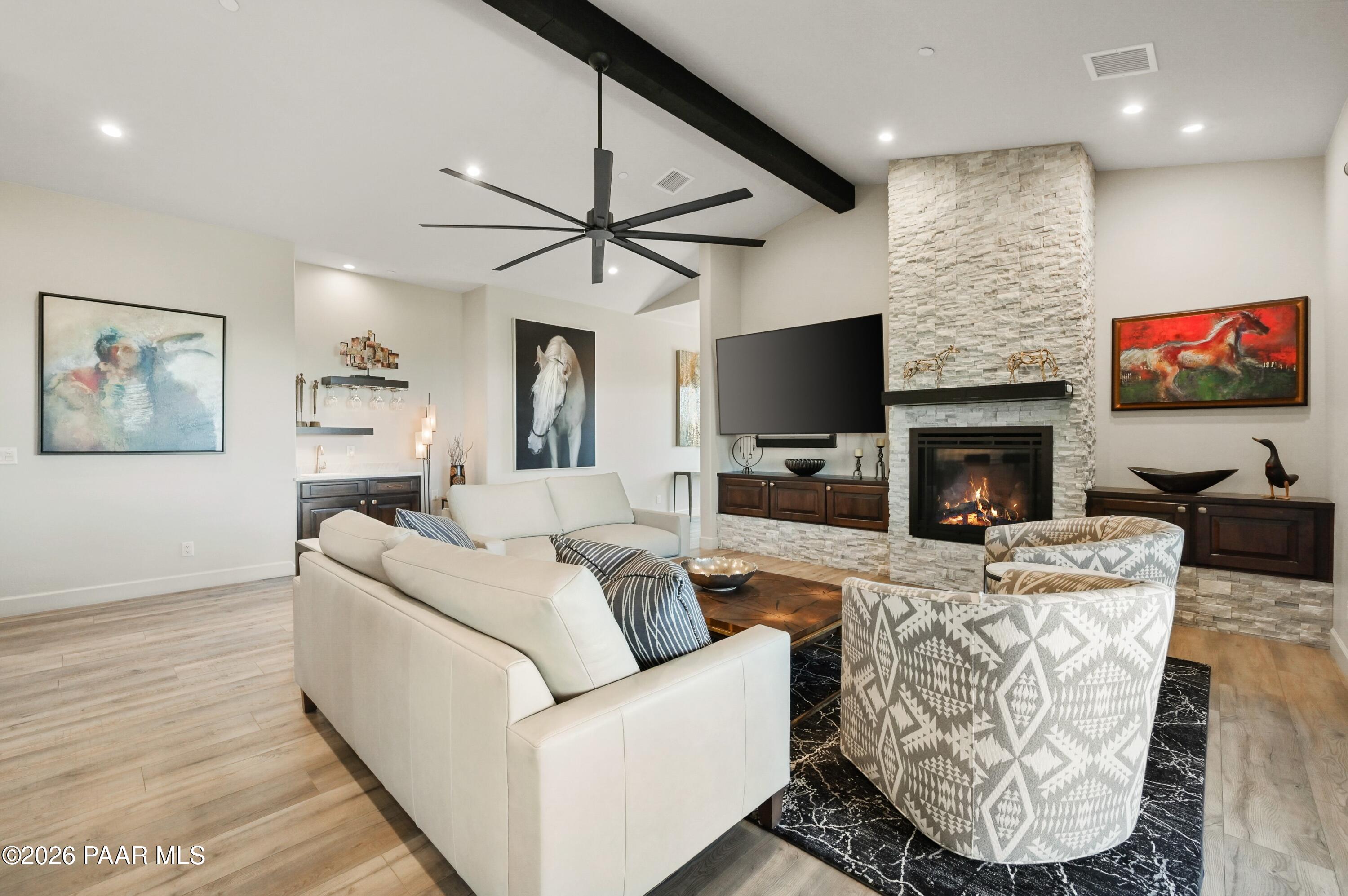 15355 N High Lonesome Way