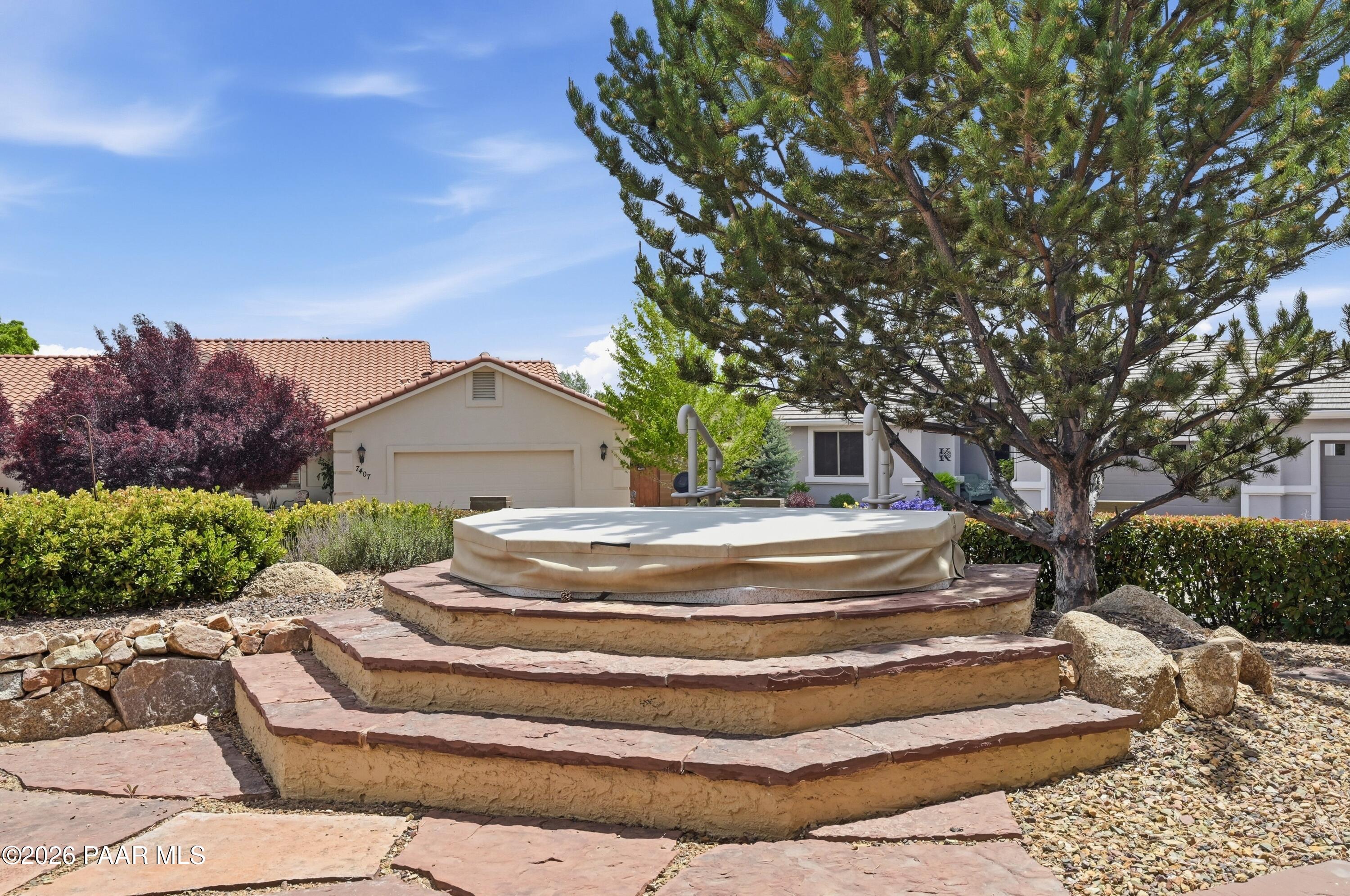 7413 N Park Crest Lane