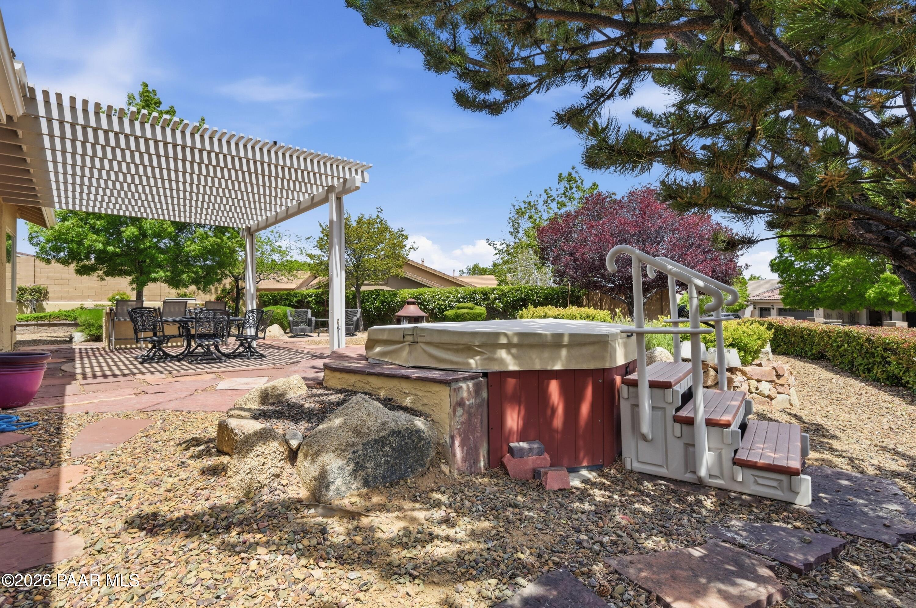 7413 N Park Crest Lane