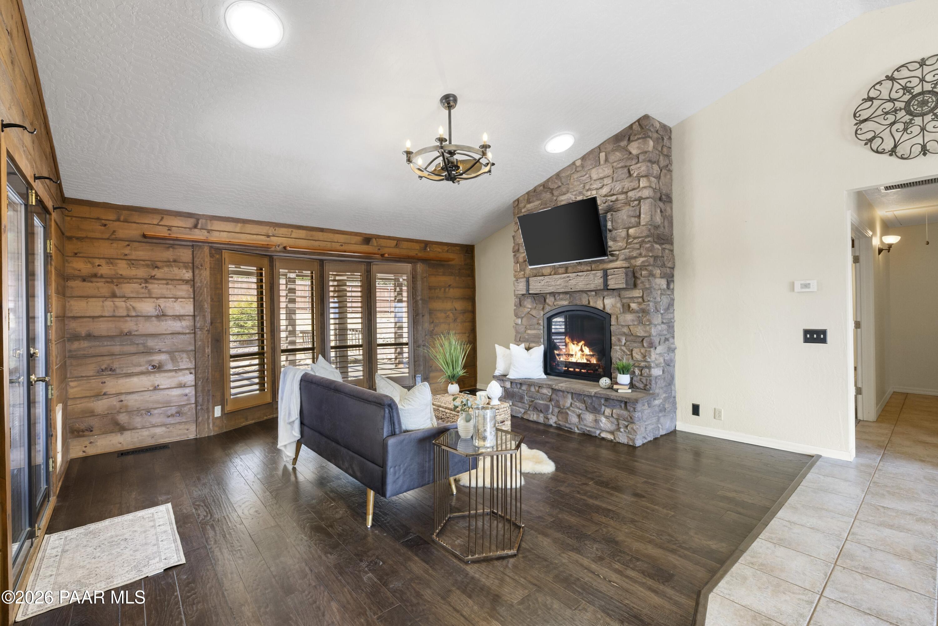 4720 Cody Drive