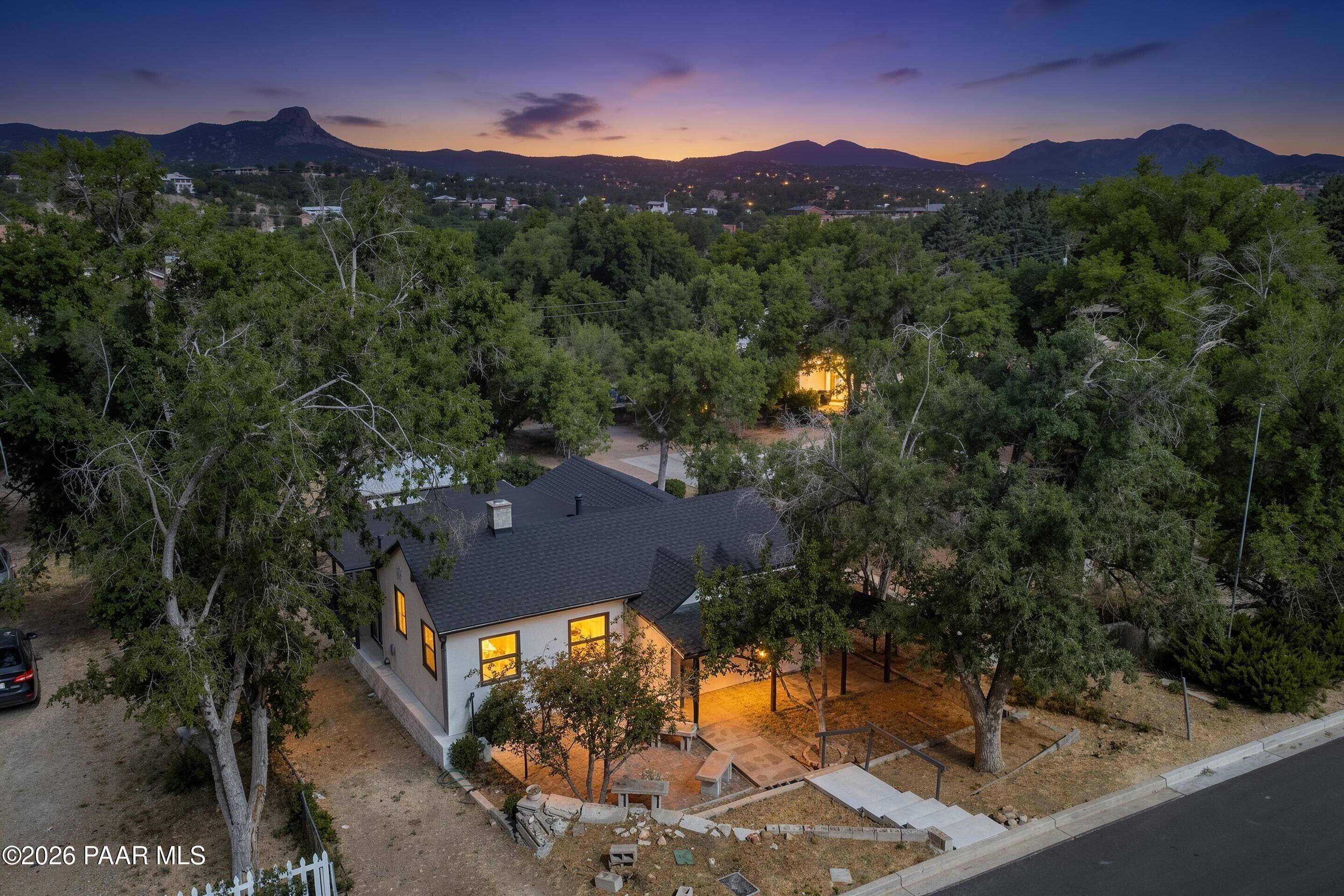 330 S Pleasant Street