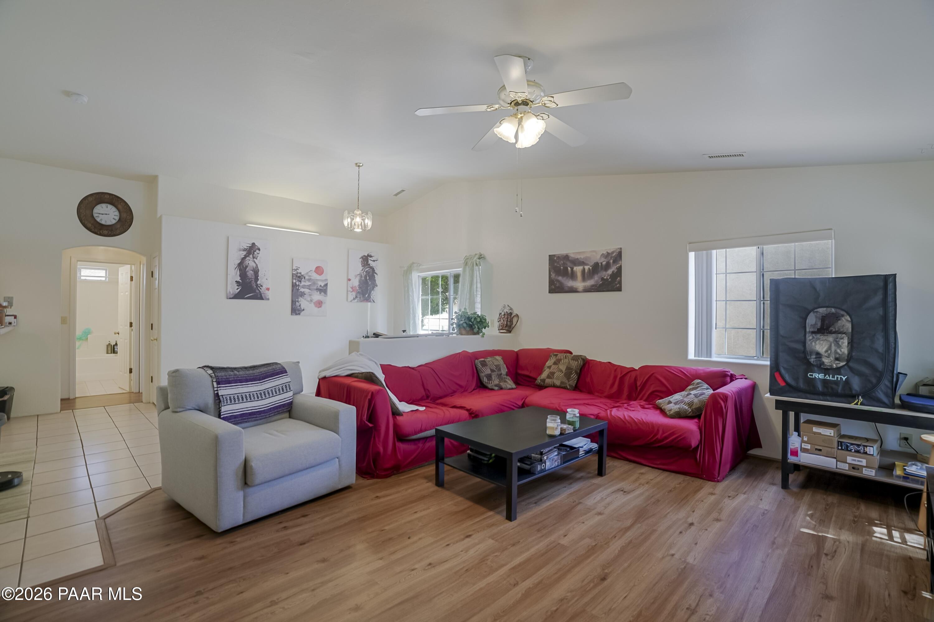 3280 N Hedgewood Drive